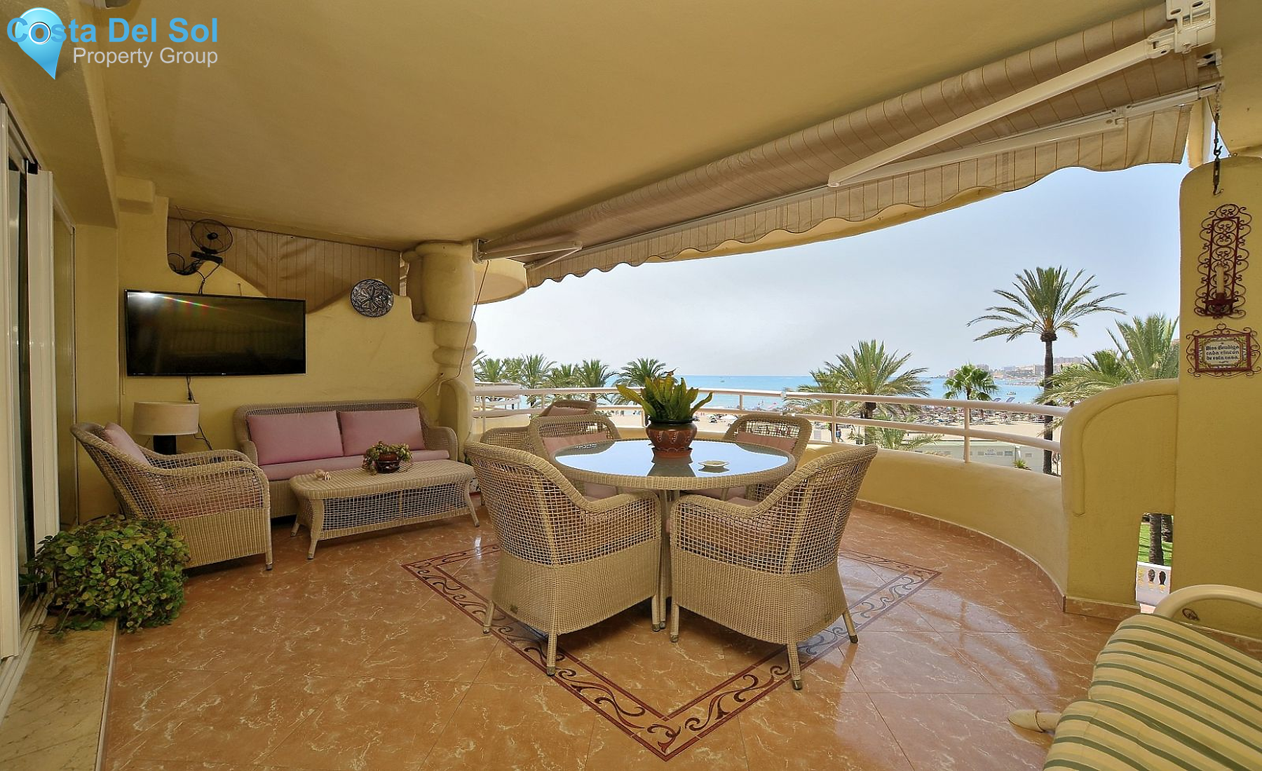 Middle Floor Apartment in Benalmadena Costa-1143915