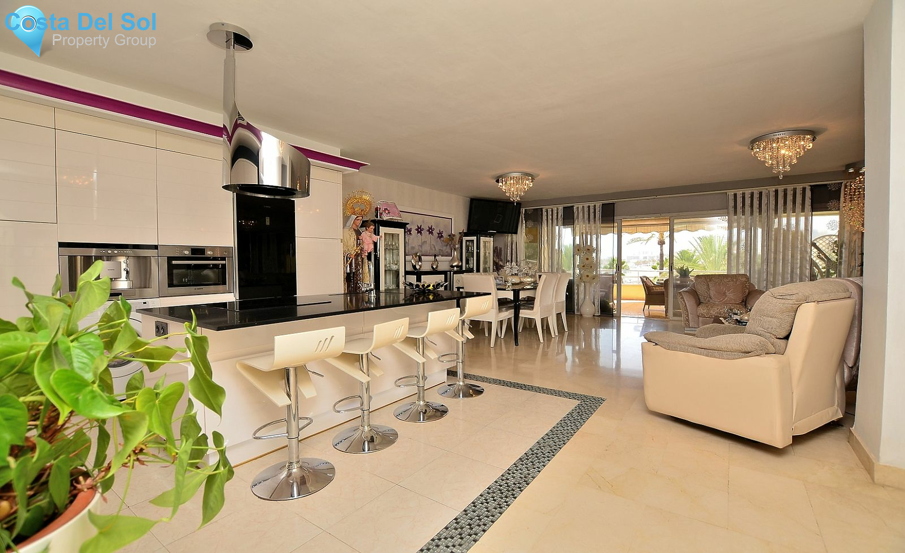 Middle Floor Apartment in Benalmadena Costa-1143898