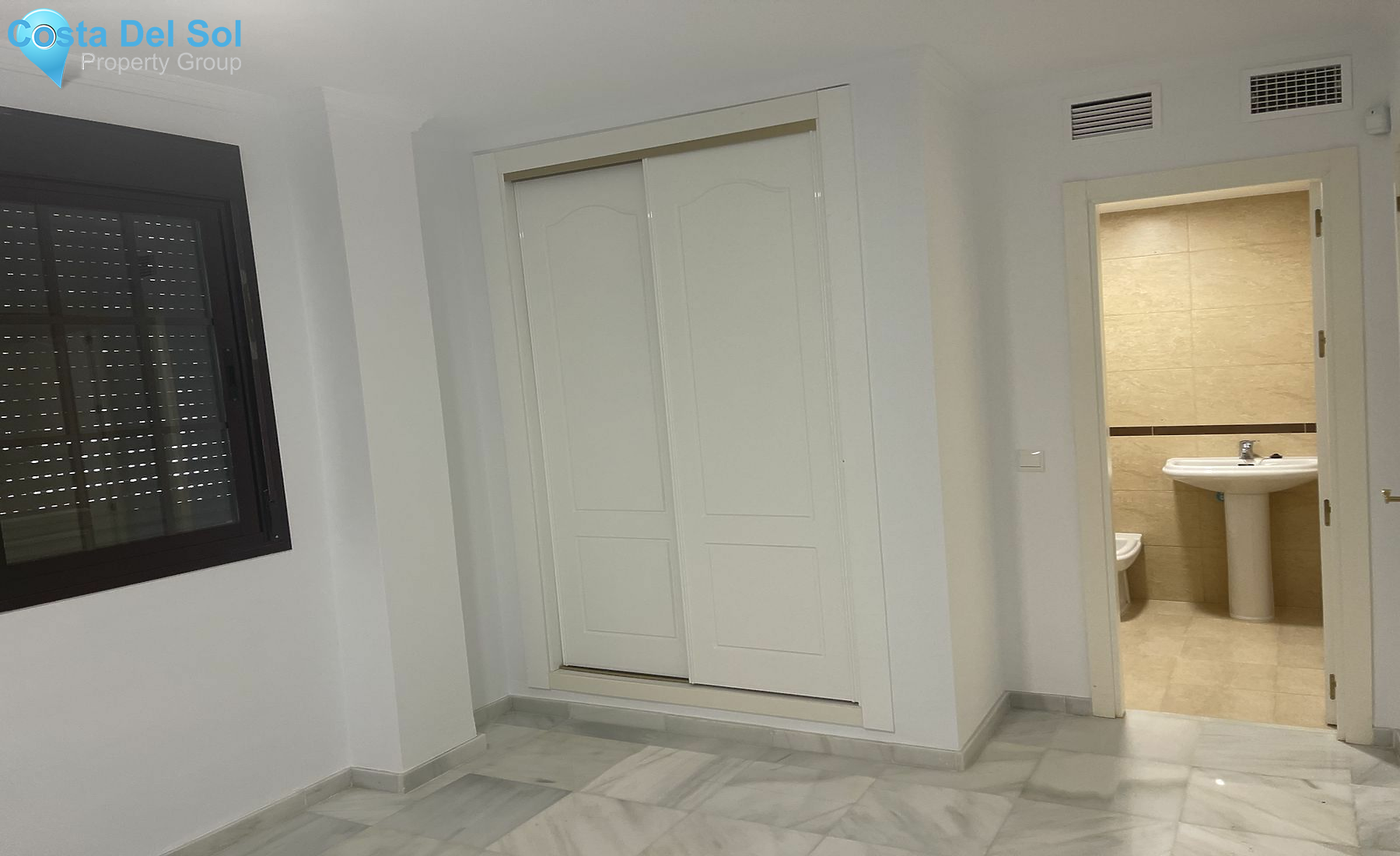 Middle Floor Apartment in Benalmadena Costa-1177798