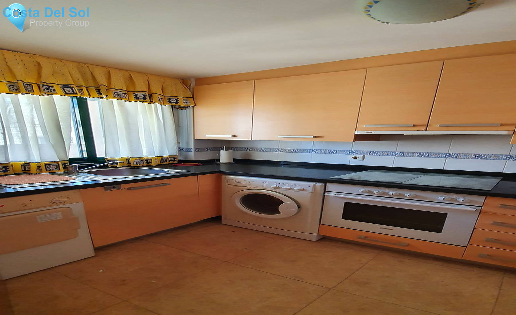 Middle Floor Apartment in Benalmadena Costa-1389358