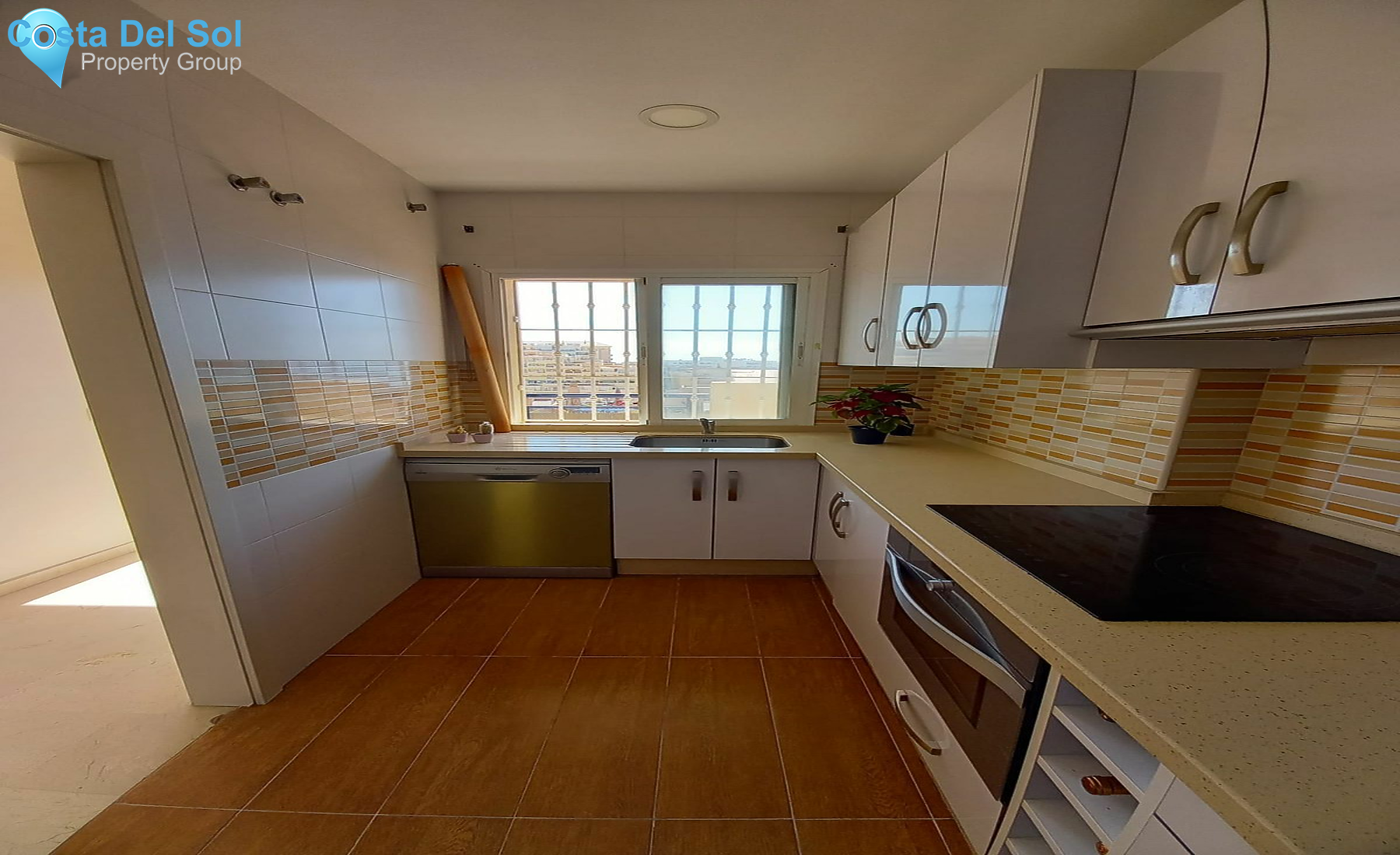 Middle Floor Apartment in Benalmadena Costa-1423230