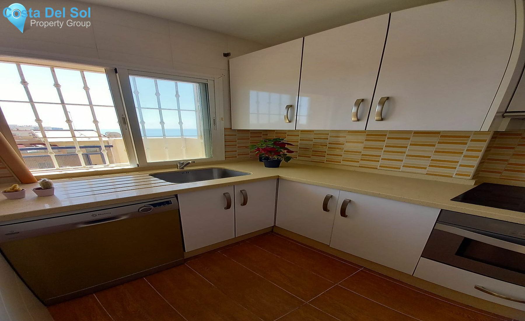 Middle Floor Apartment in Benalmadena Costa-1423231