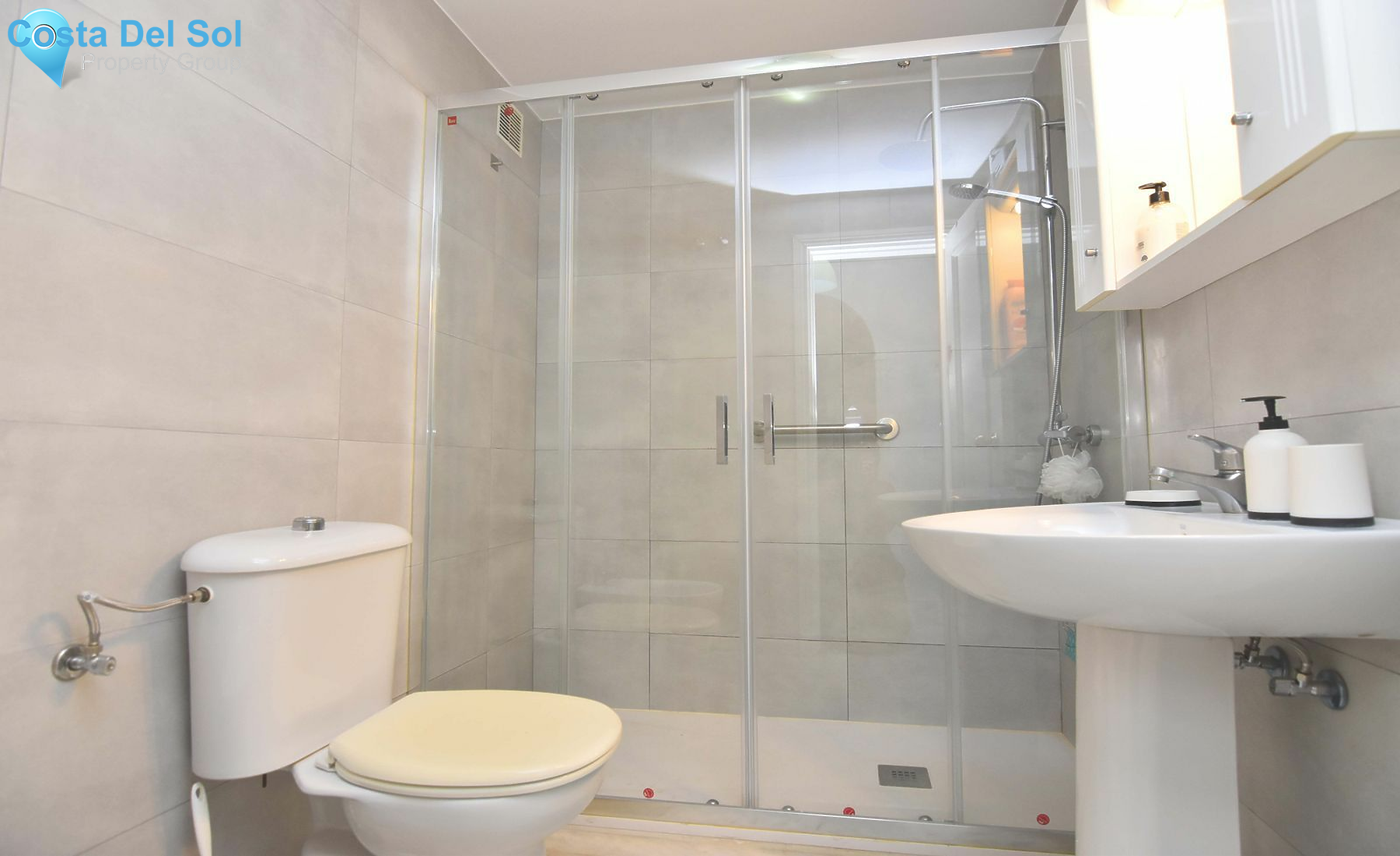 Middle Floor Apartment in Benalmadena Costa-1465590