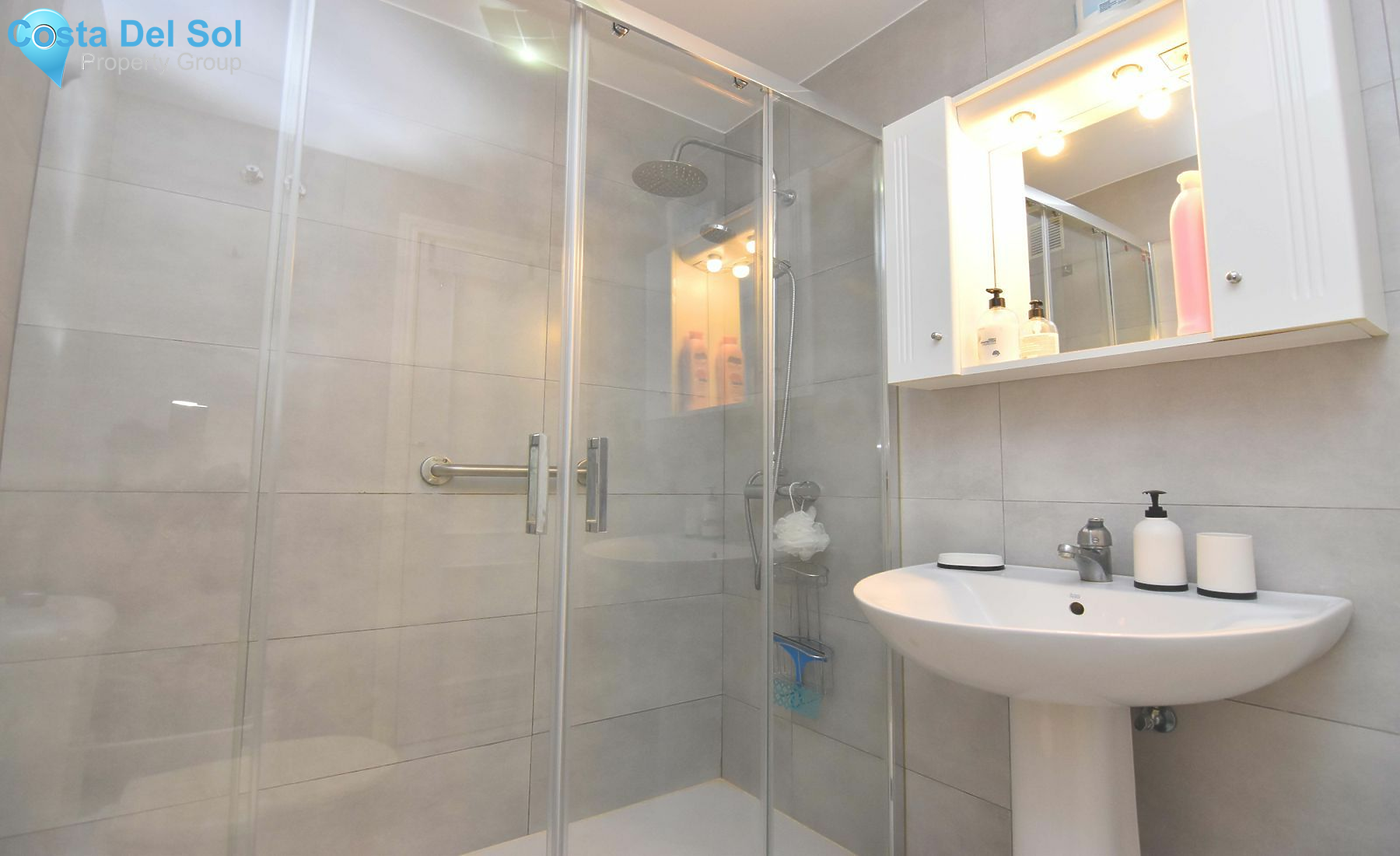 Middle Floor Apartment in Benalmadena Costa-1465591