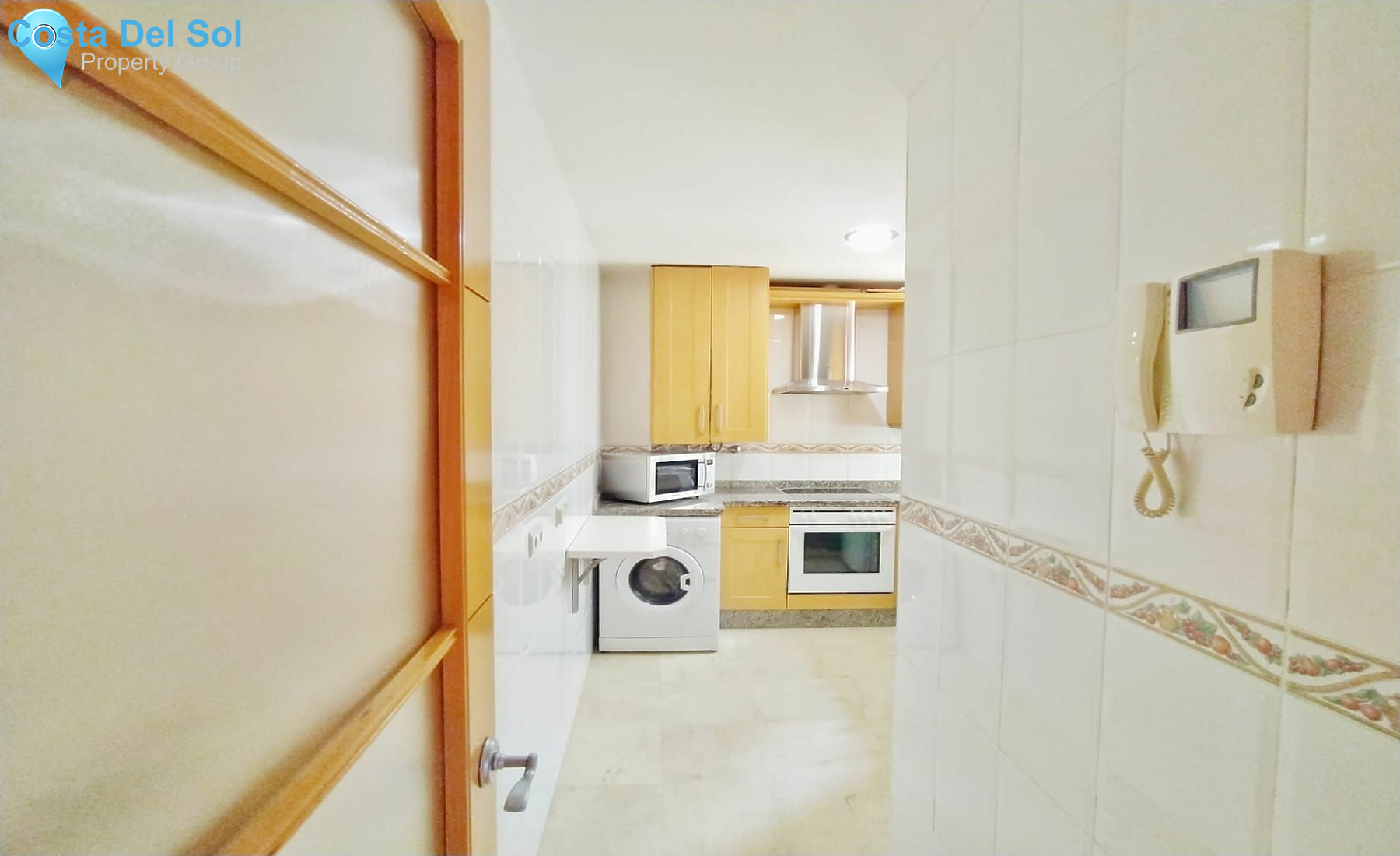 Middle Floor Apartment in Benalmadena Costa-1470236