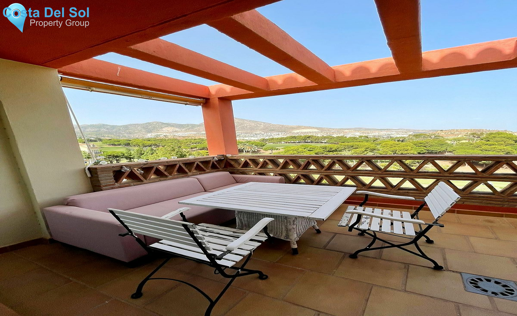 Middle Floor Apartment in Benalmadena Costa-1516147