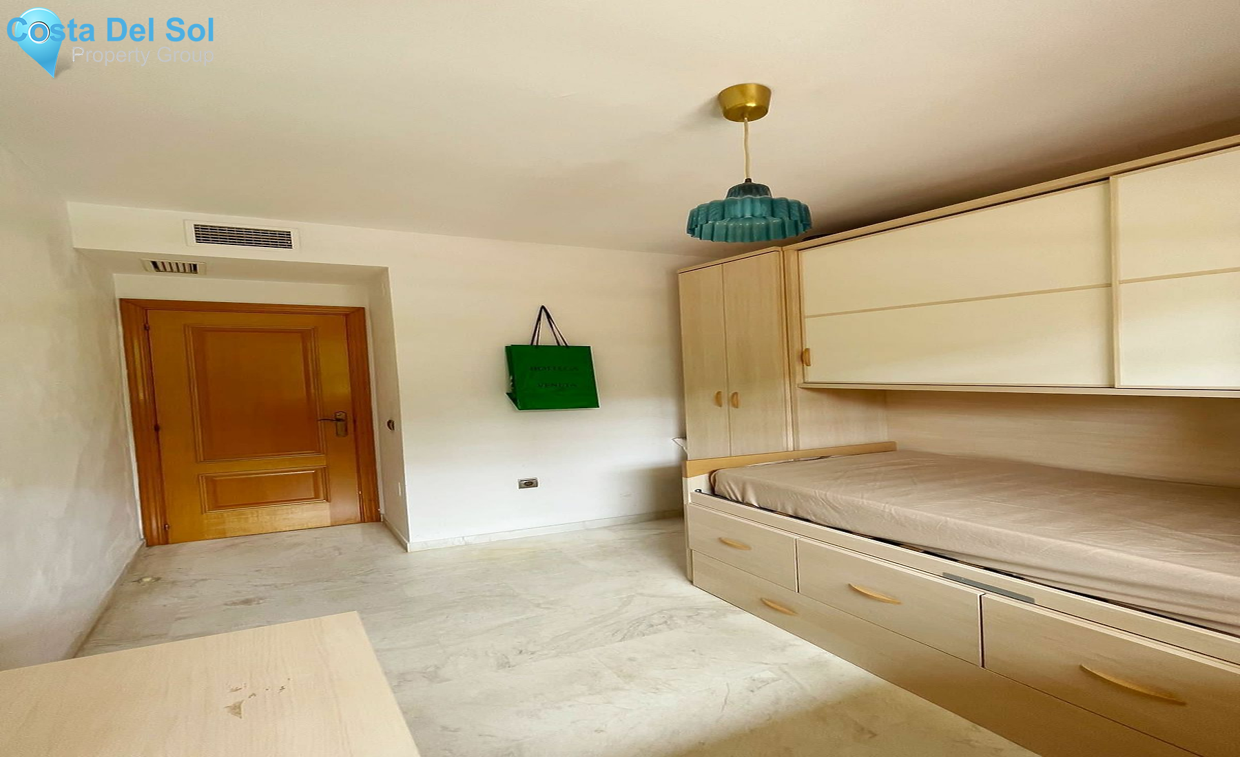 Middle Floor Apartment in Benalmadena Costa-1516164