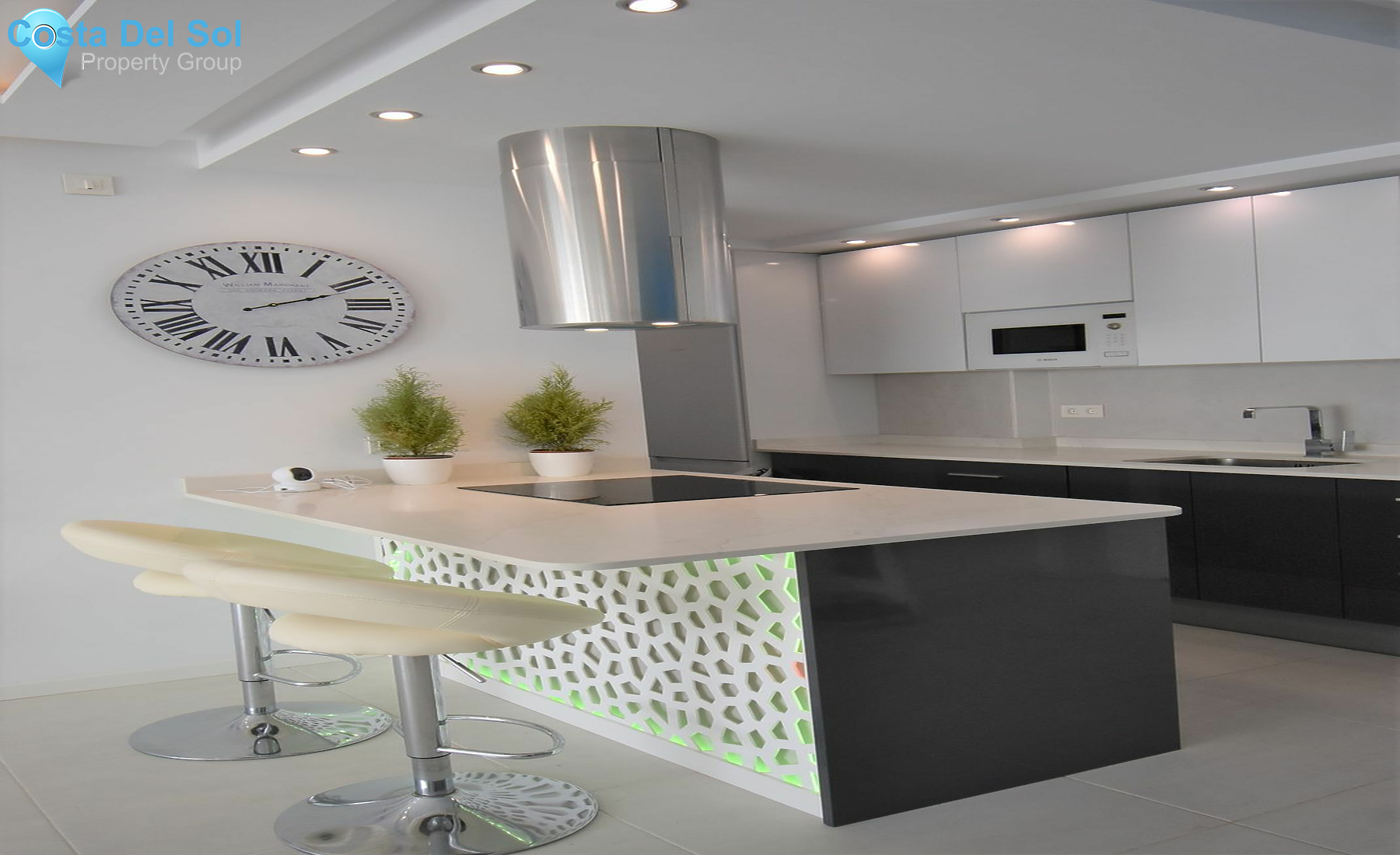 Middle Floor Apartment in Benalmadena Costa-1549566