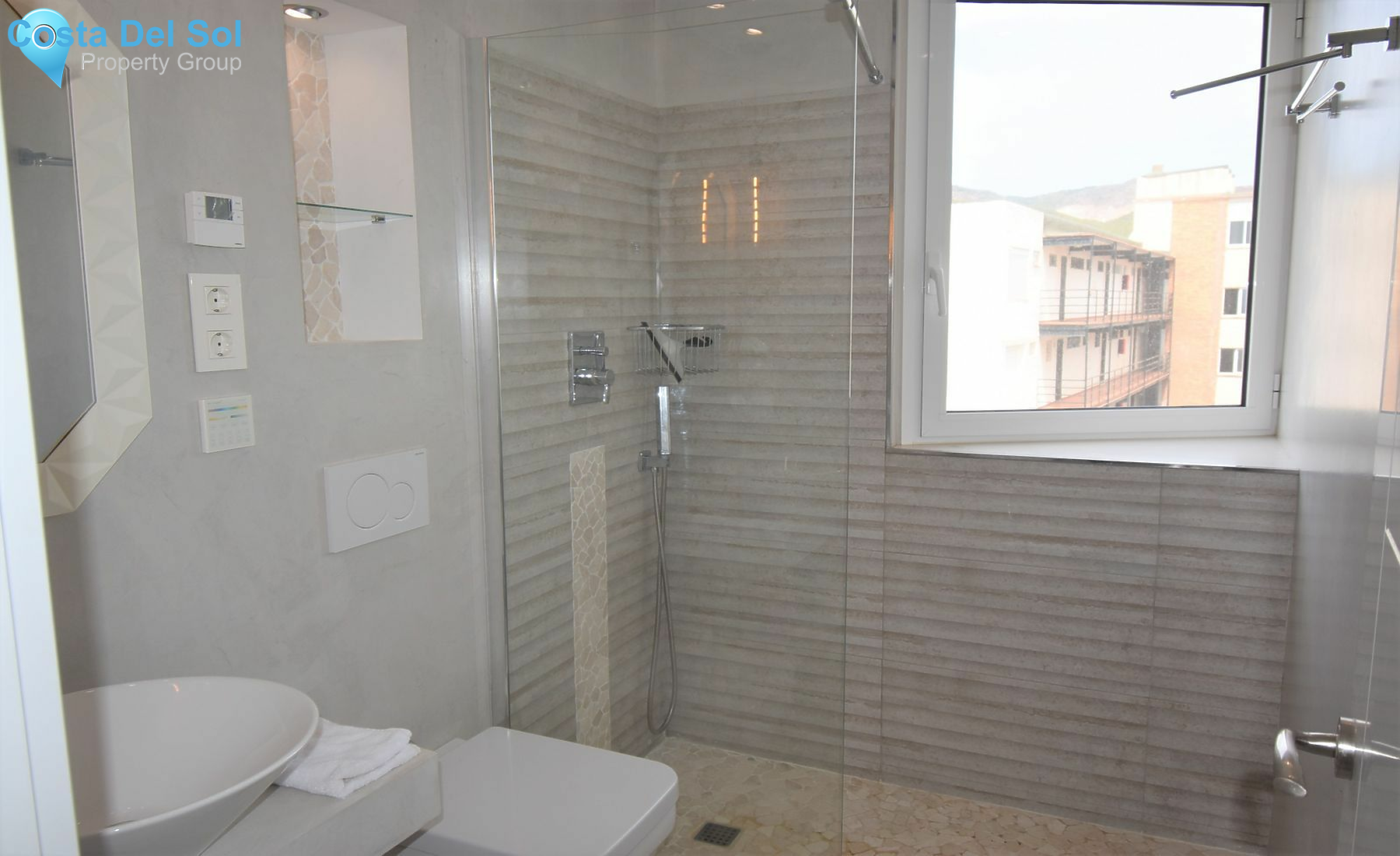 Middle Floor Apartment in Benalmadena Costa-1549554