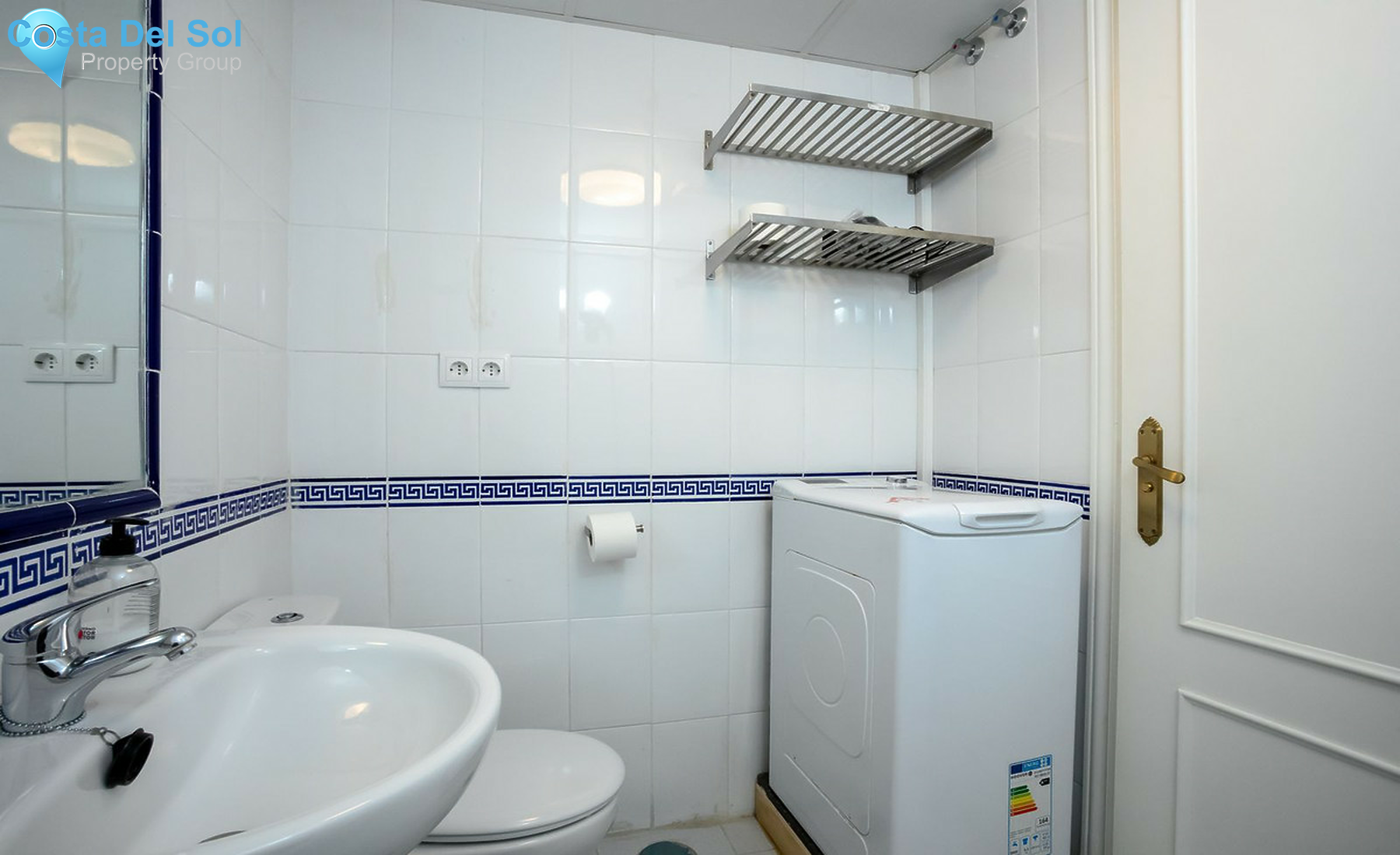 Middle Floor Apartment in Benalmadena-1555016