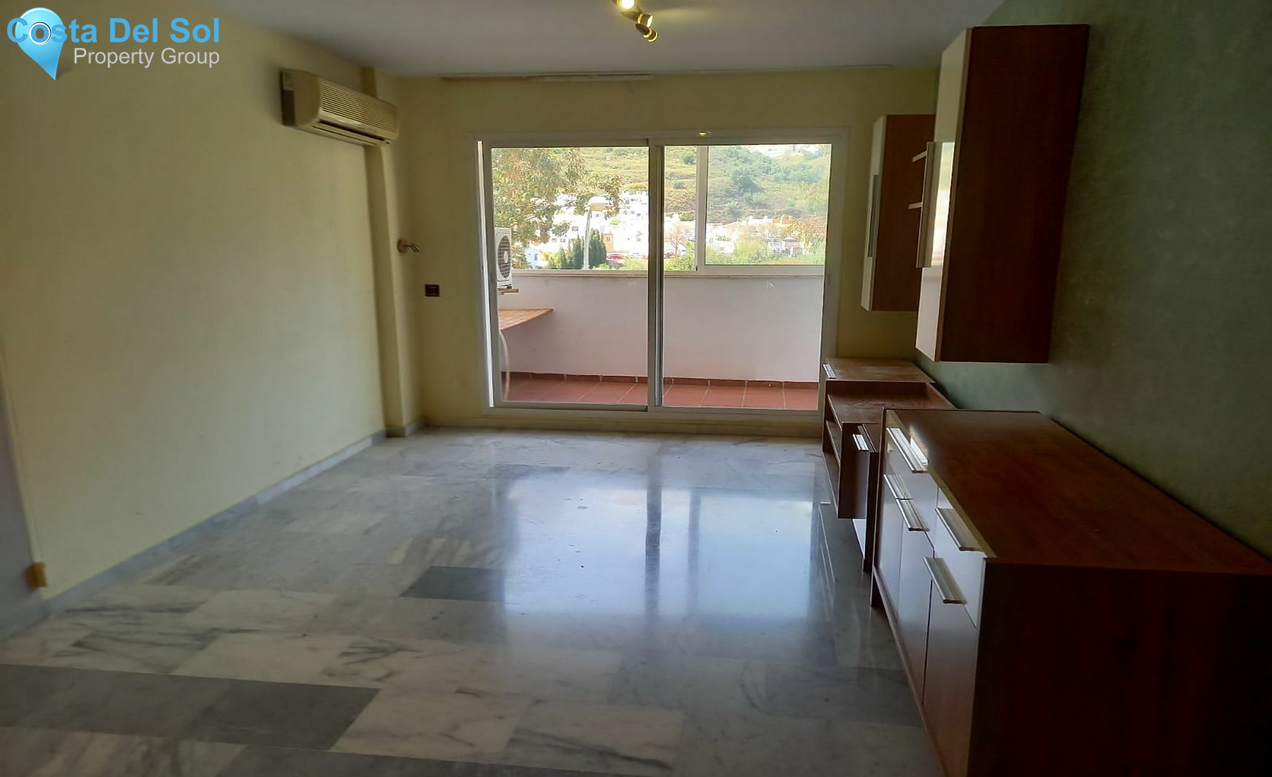 Middle Floor Apartment in Benalmadena-1182257