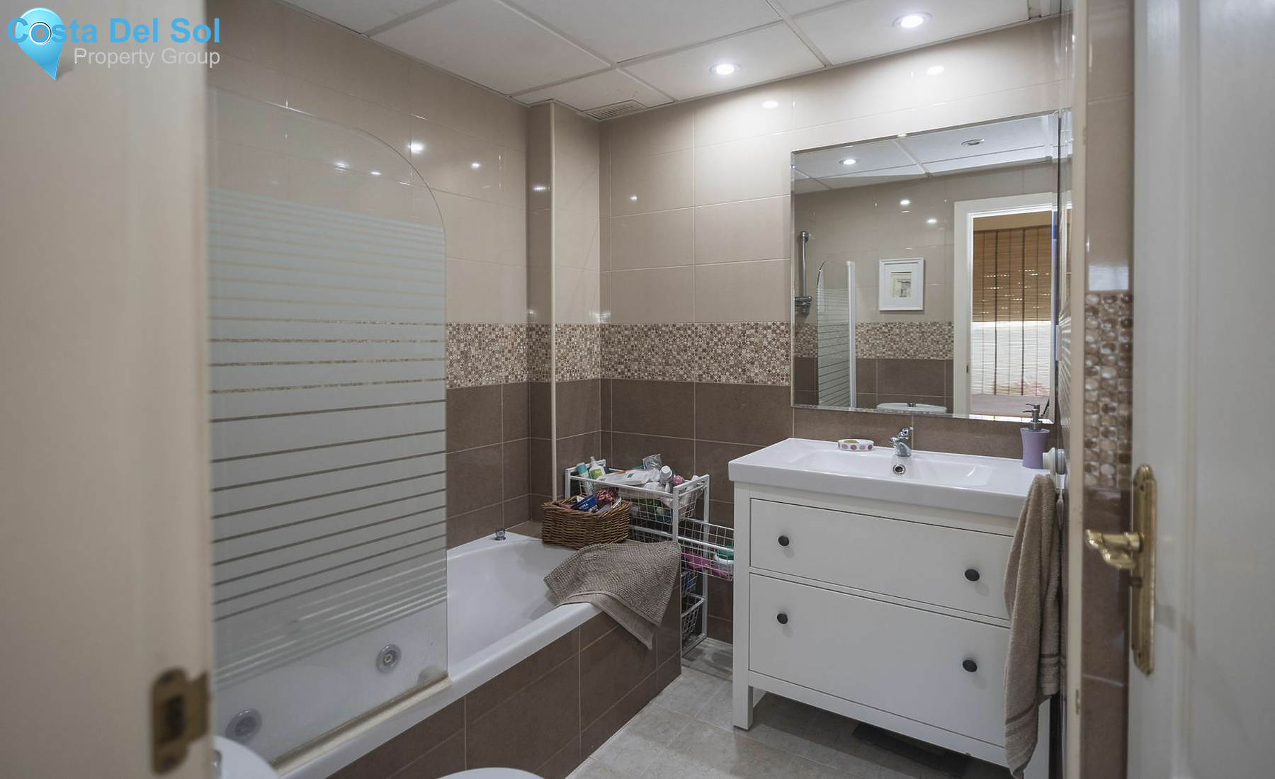 Middle Floor Apartment in Benalmadena-1481200