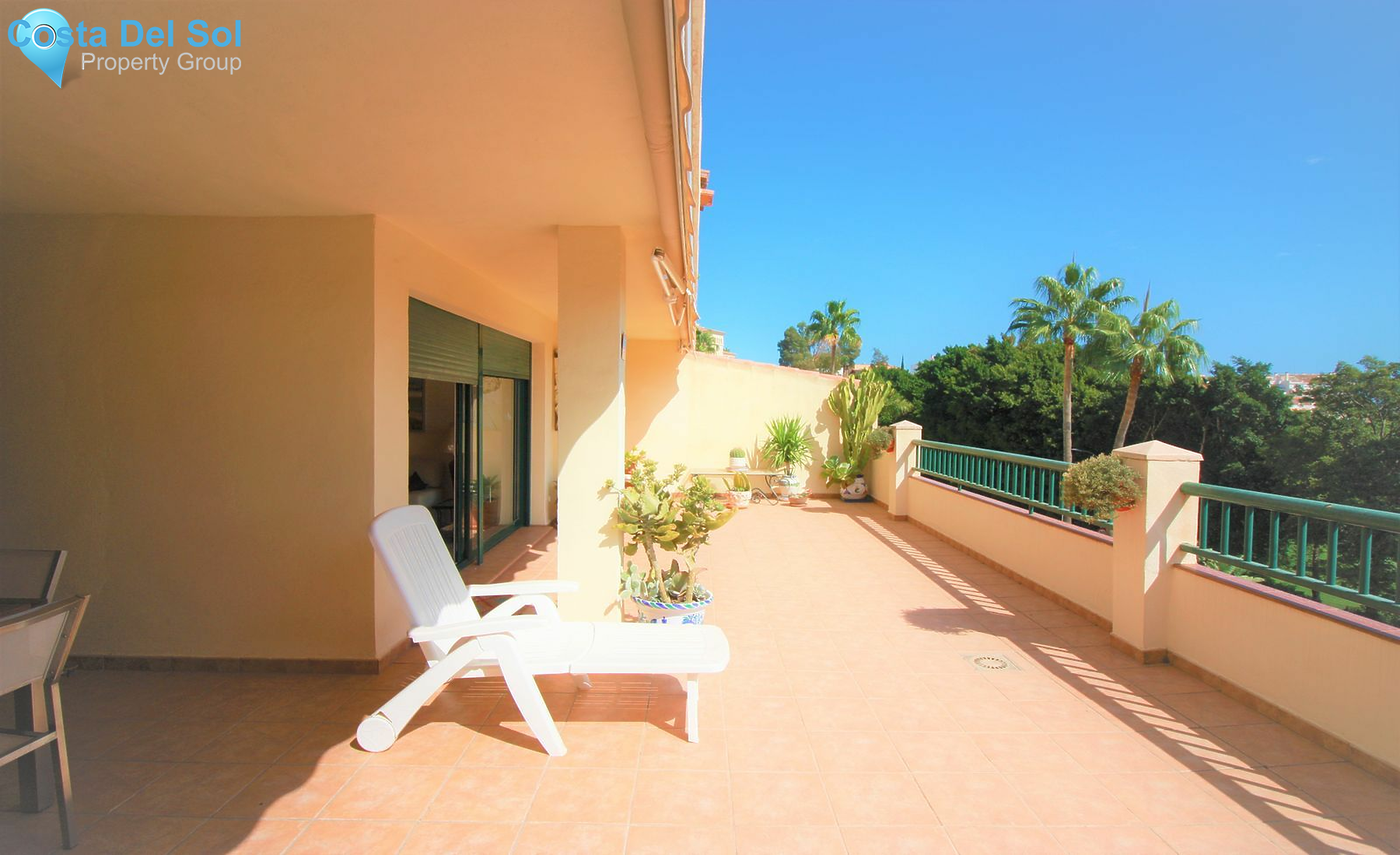 Middle Floor Apartment in Benalmadena-1518757