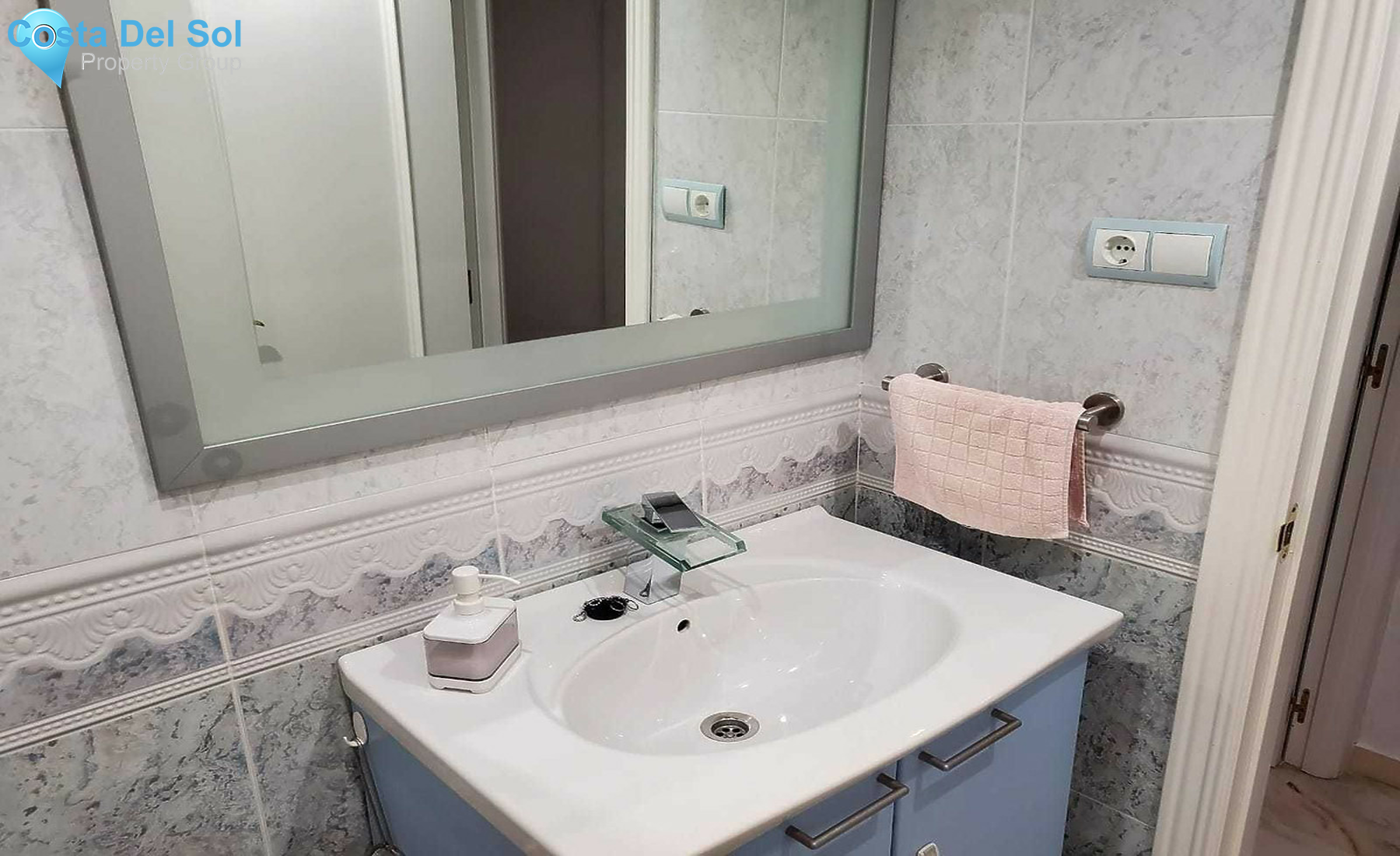 Middle Floor Apartment in Benalmadena Pueblo-1441160