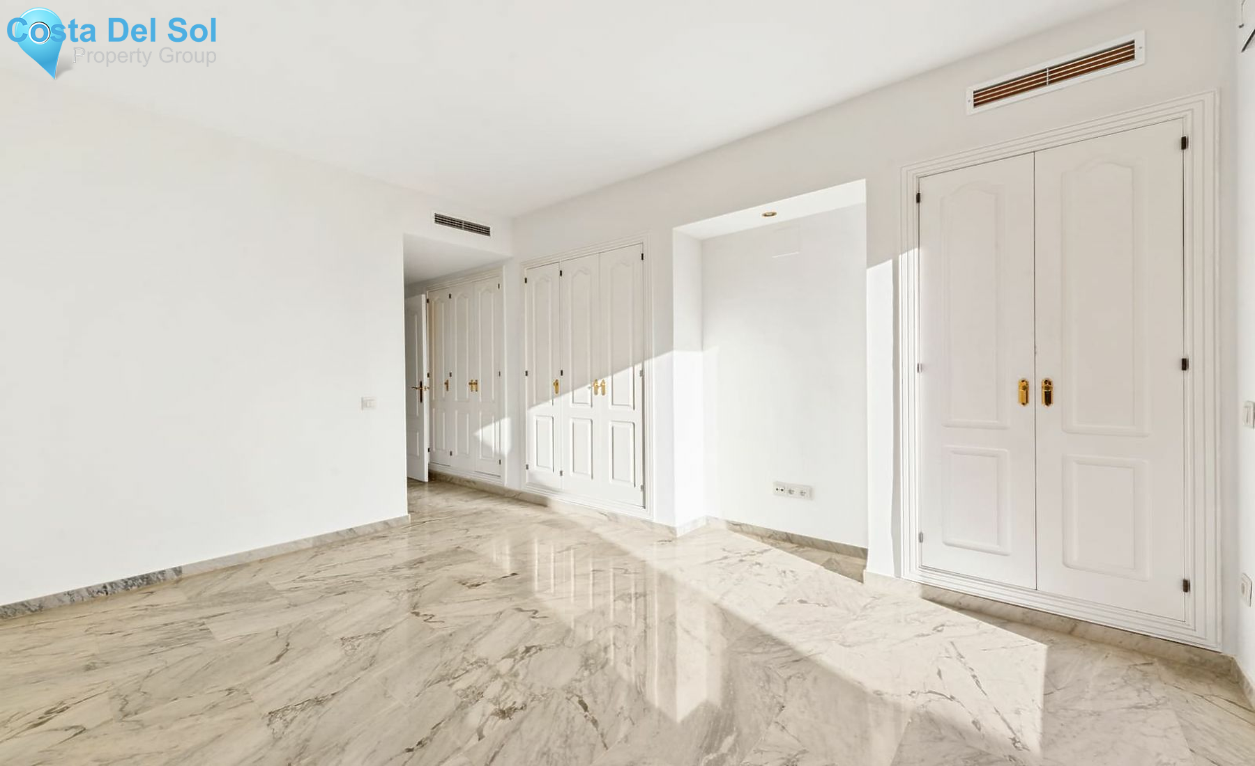 Middle Floor Apartment in Benamara-1195246