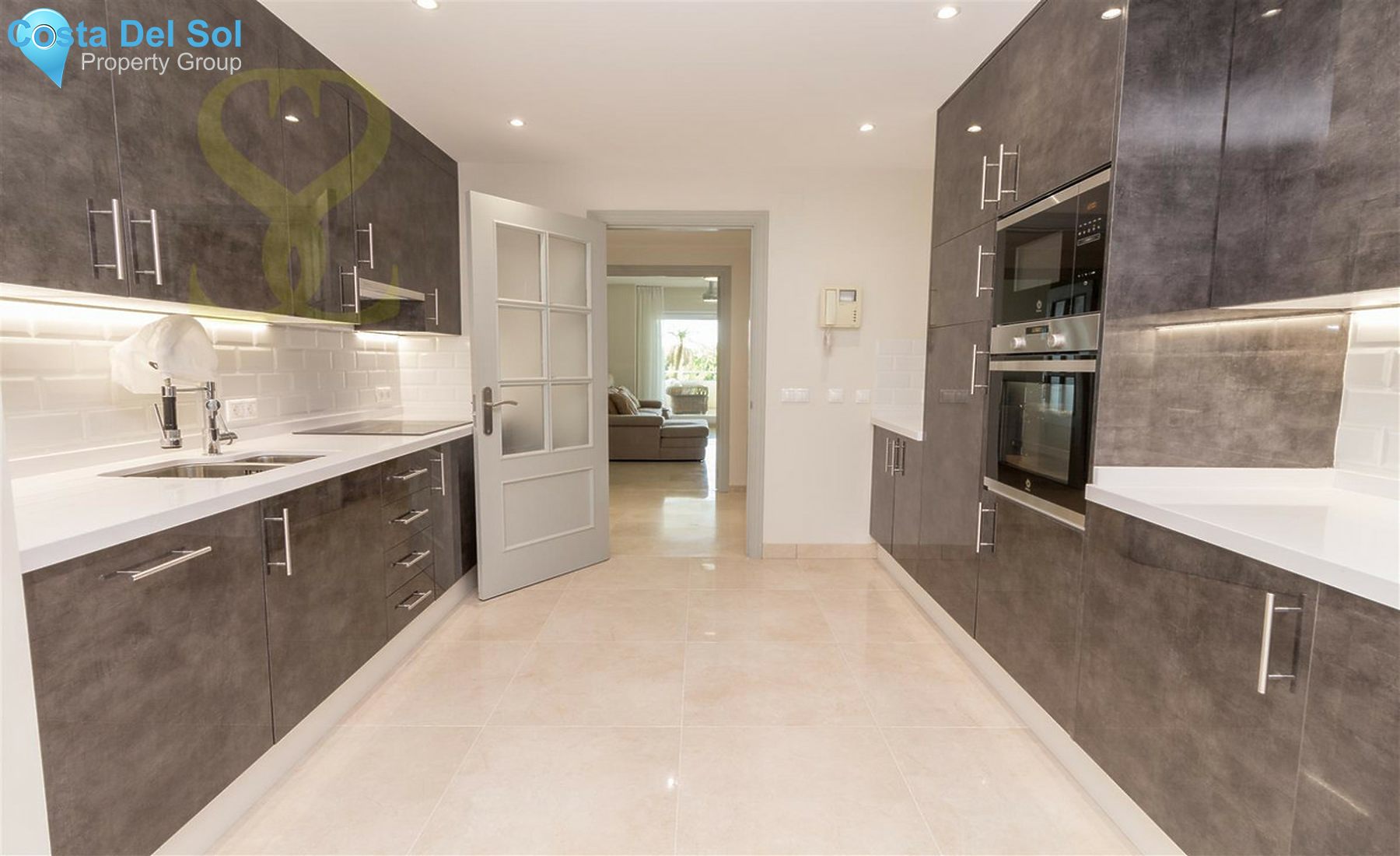 Middle Floor Apartment in Cabopino-1260983