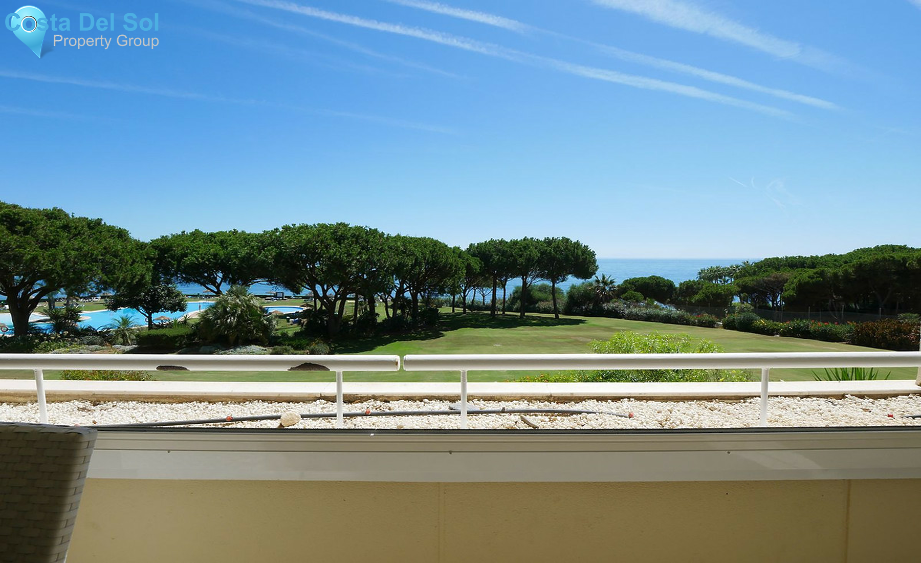 Middle Floor Apartment in Cabopino-1461877