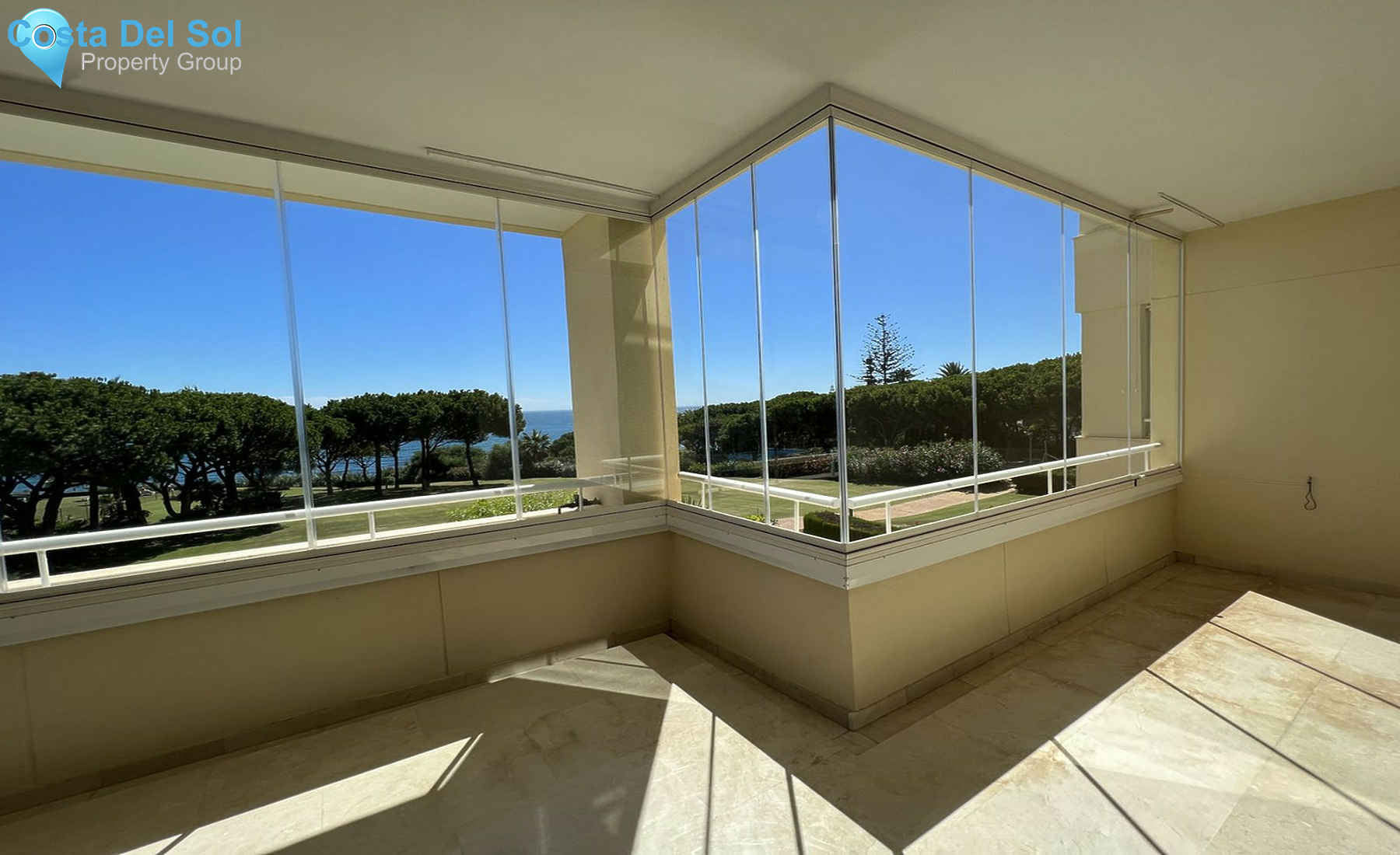 Middle Floor Apartment in Cabopino-1461874