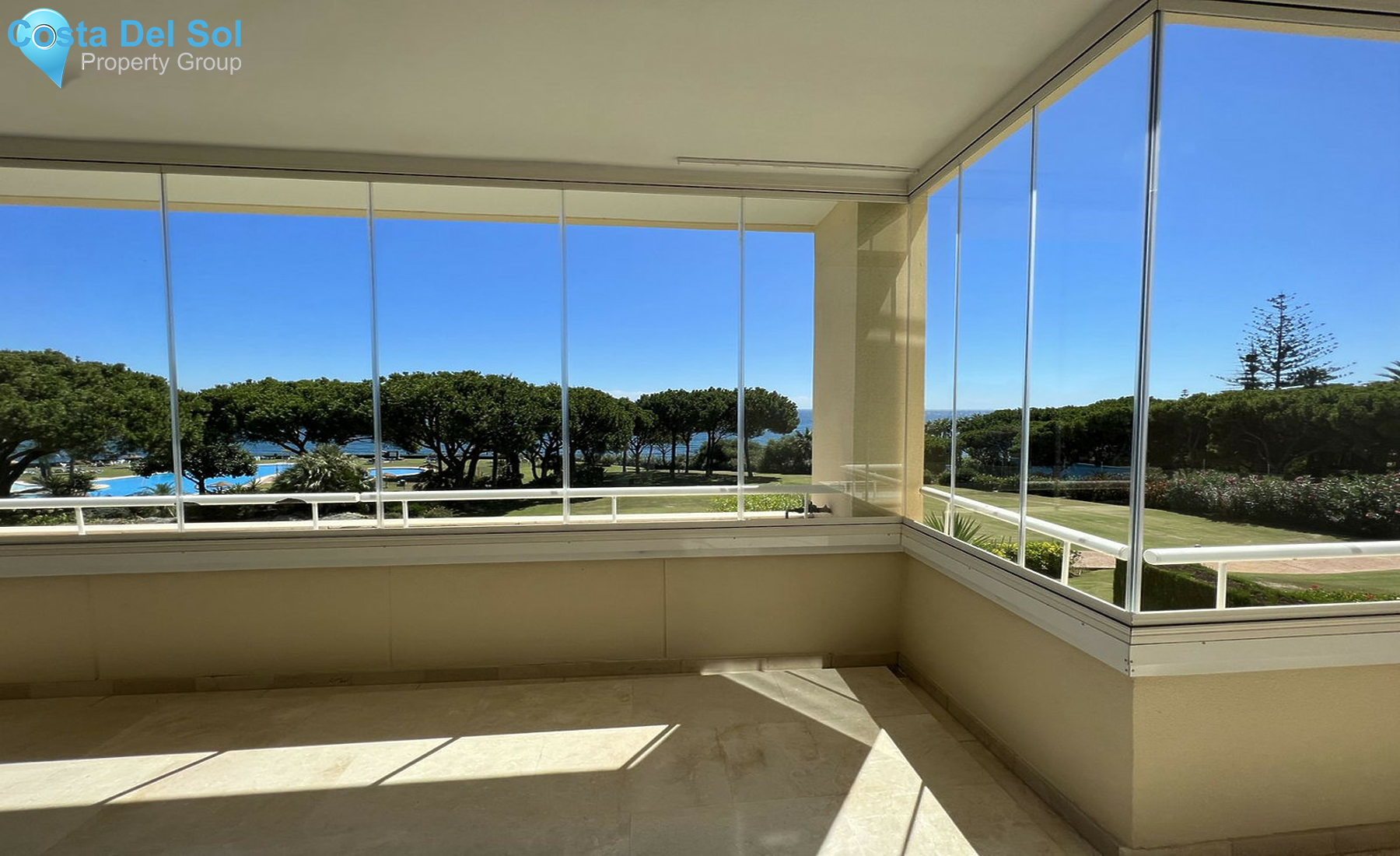 Middle Floor Apartment in Cabopino-1461875