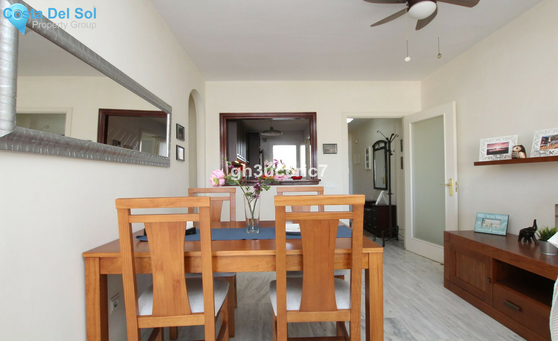 Middle Floor Apartment in Calahonda-1234757
