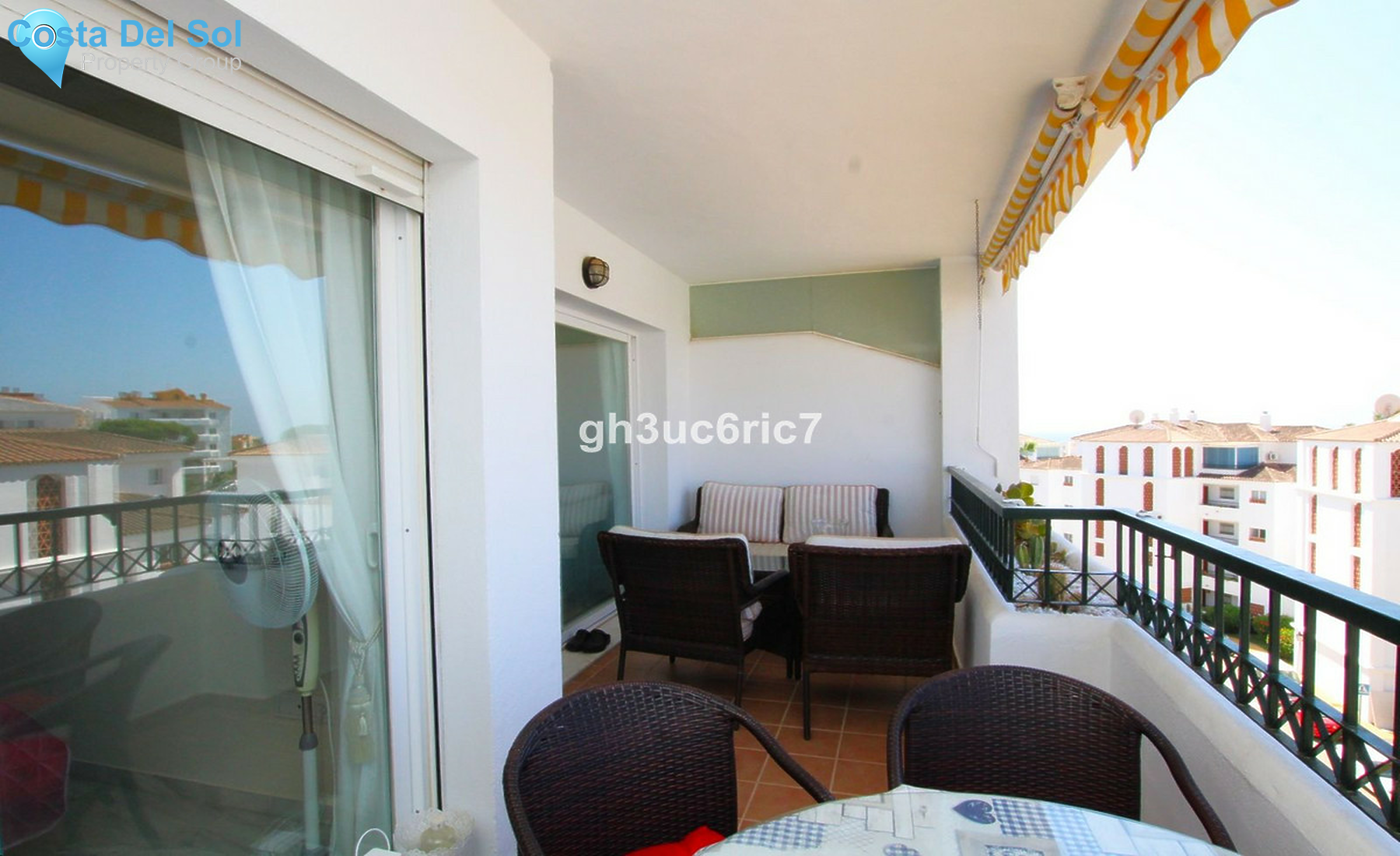 Middle Floor Apartment in Calahonda-1234758