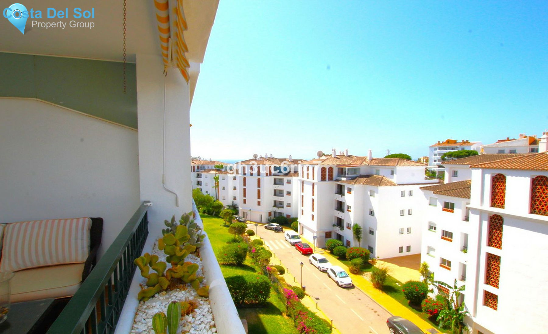 Middle Floor Apartment in Calahonda-1234759