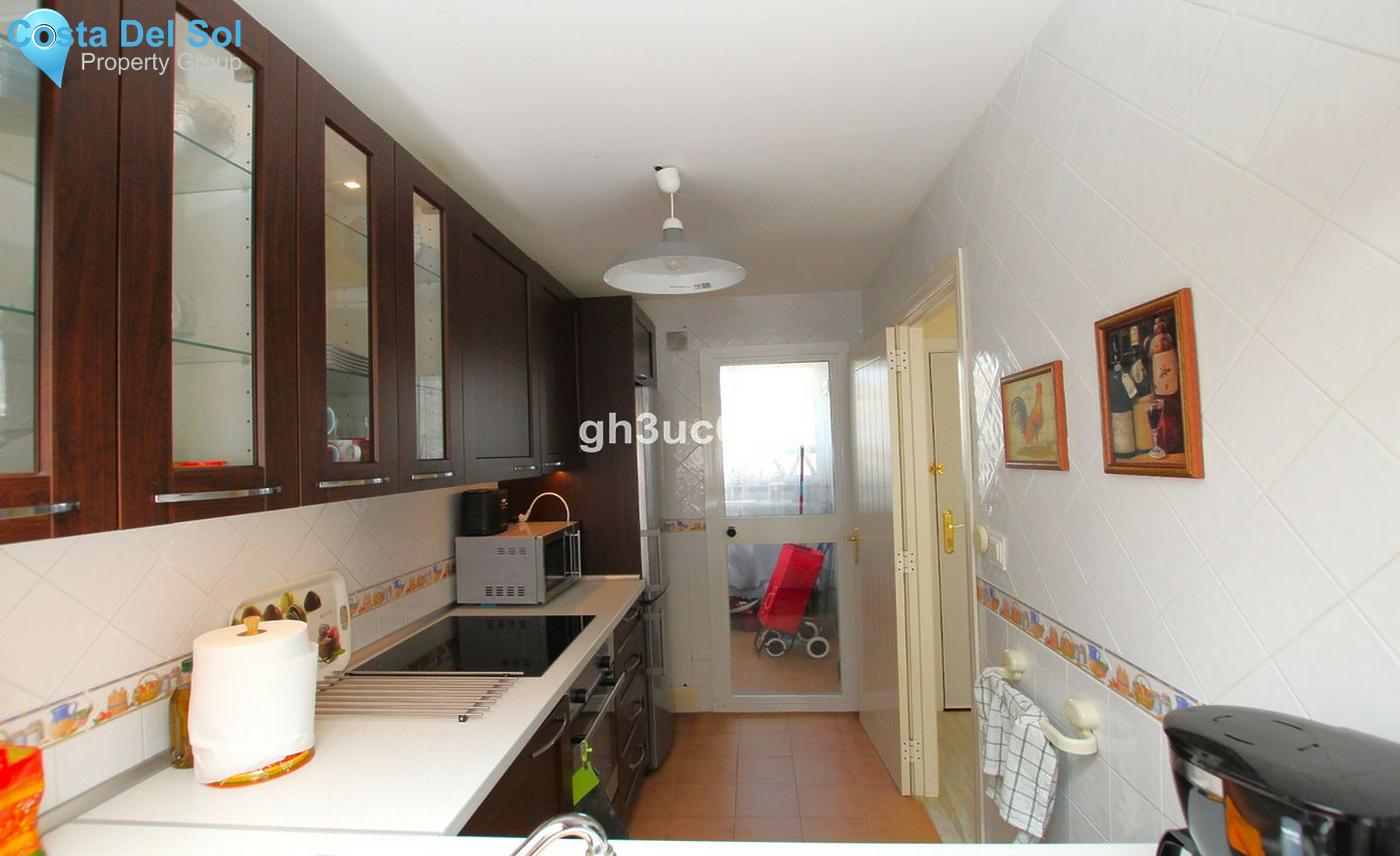 Middle Floor Apartment in Calahonda-1234753