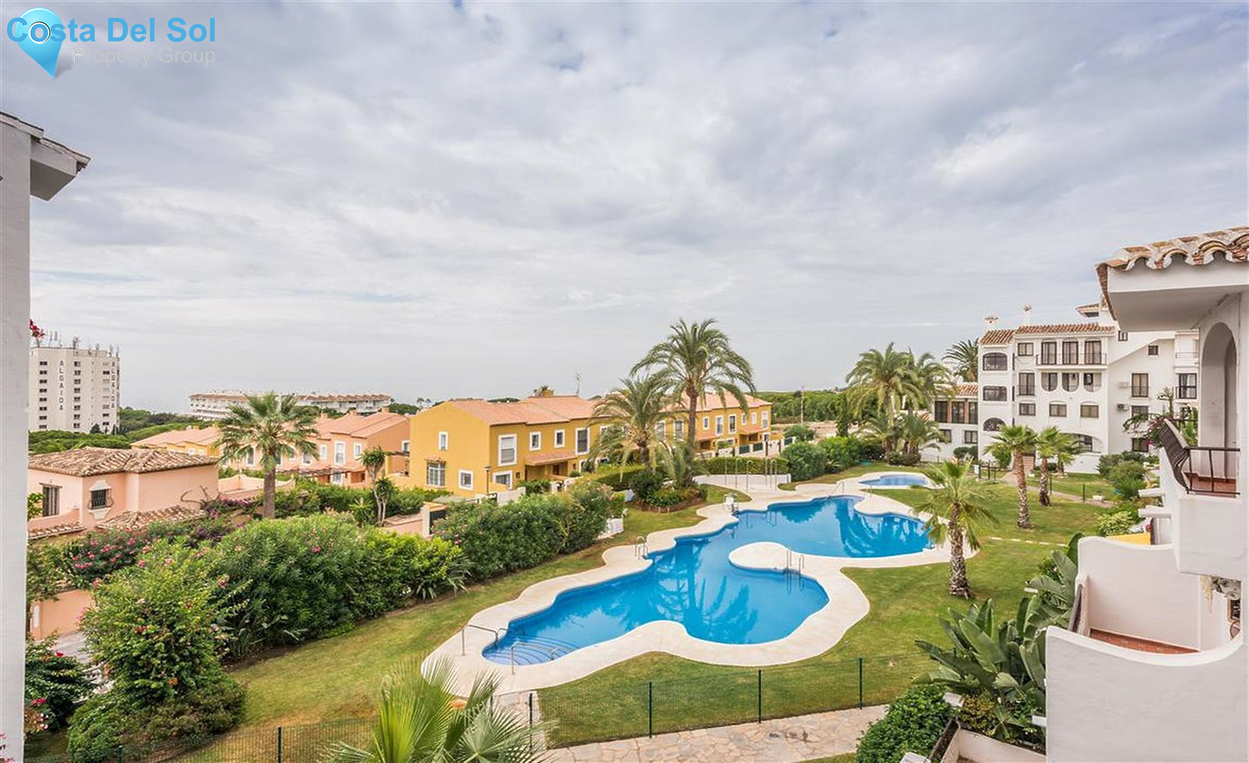 Middle Floor Apartment in Calahonda