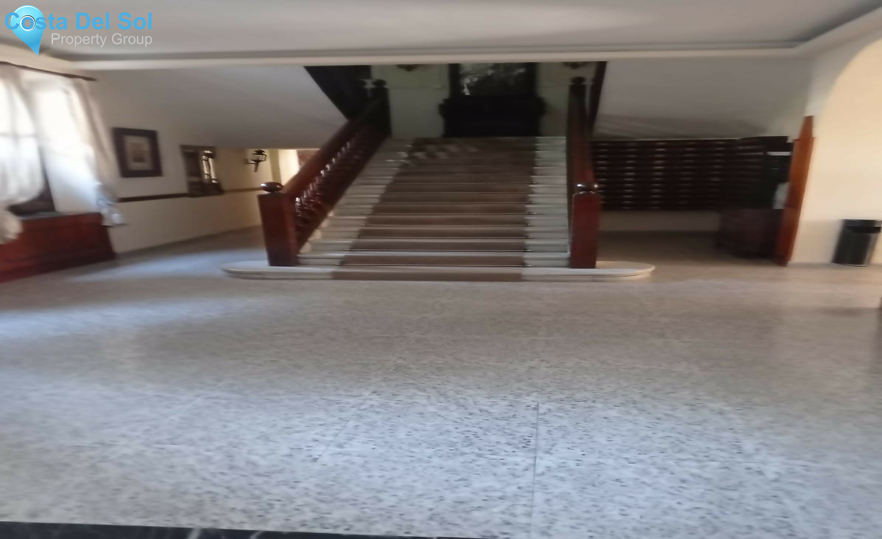 Middle Floor Apartment in Calahonda-1242852