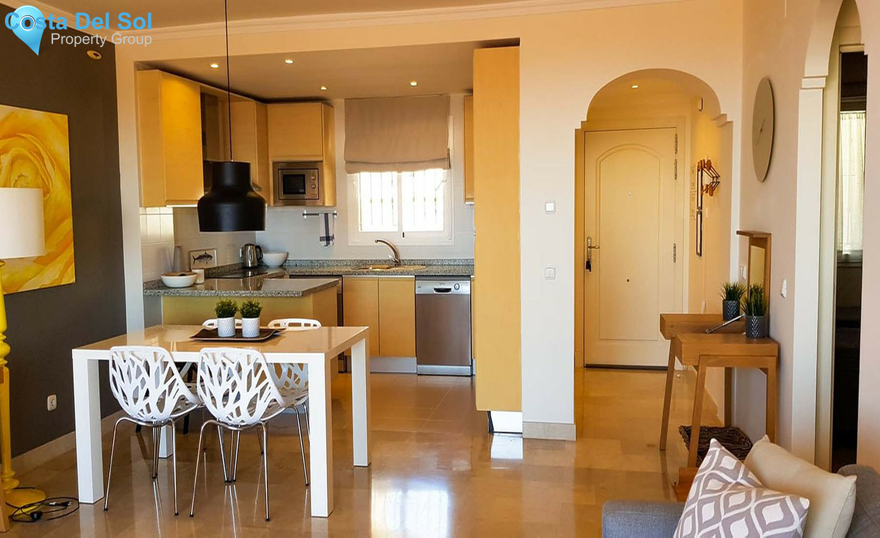 Middle Floor Apartment in Calahonda-1257954