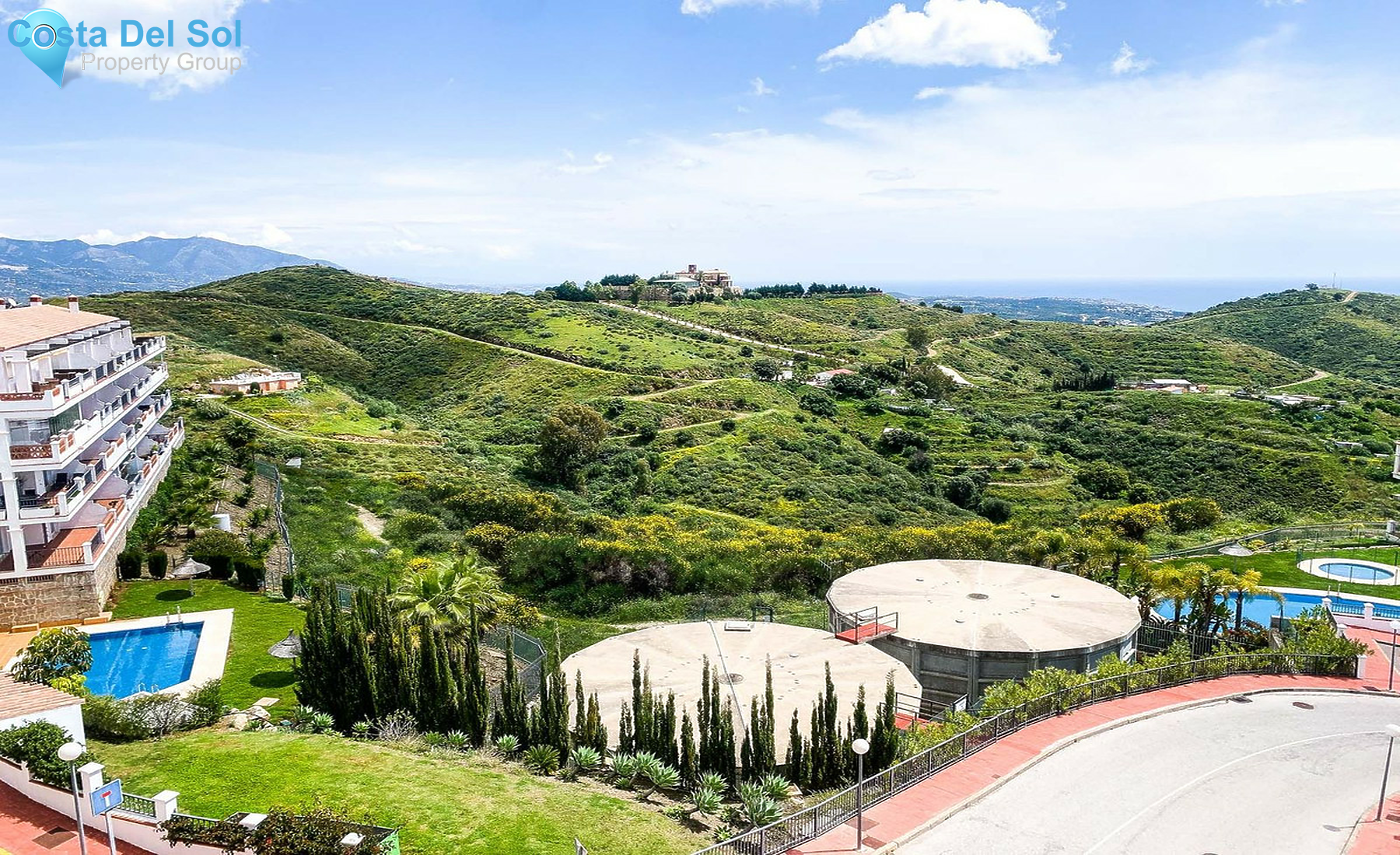 Middle Floor Apartment in Calahonda-1257956