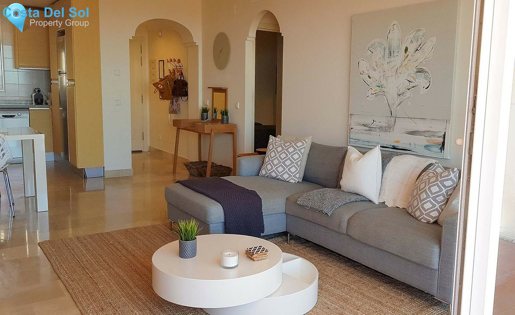 Middle Floor Apartment in Calahonda-1257949