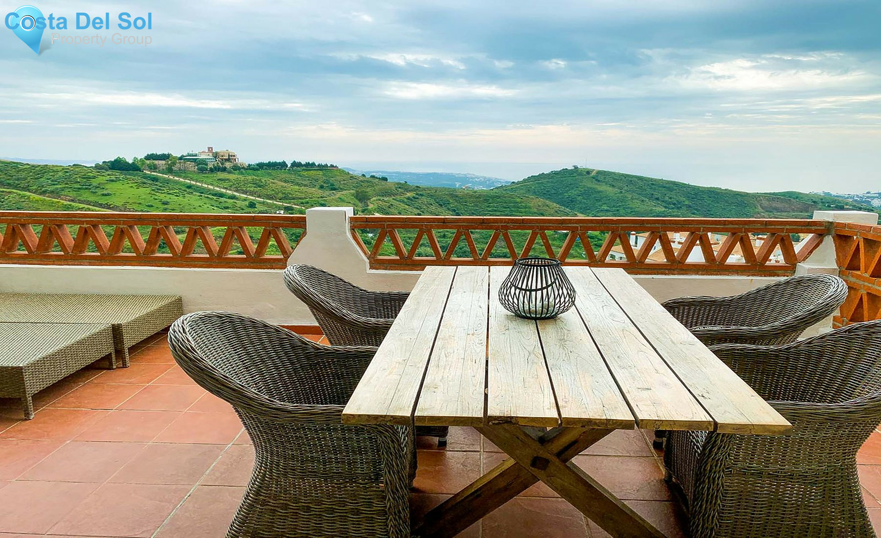 Middle Floor Apartment in Calahonda-1257953