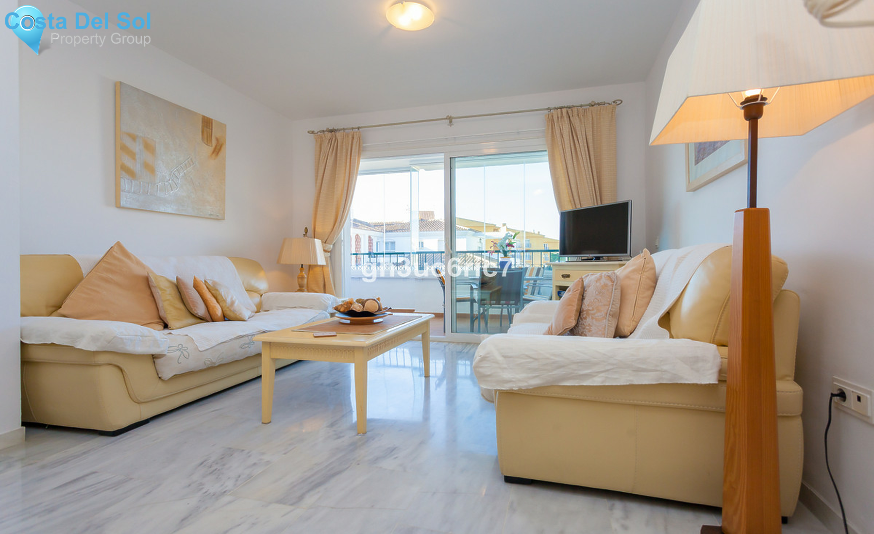 Middle Floor Apartment in Calahonda-1258007