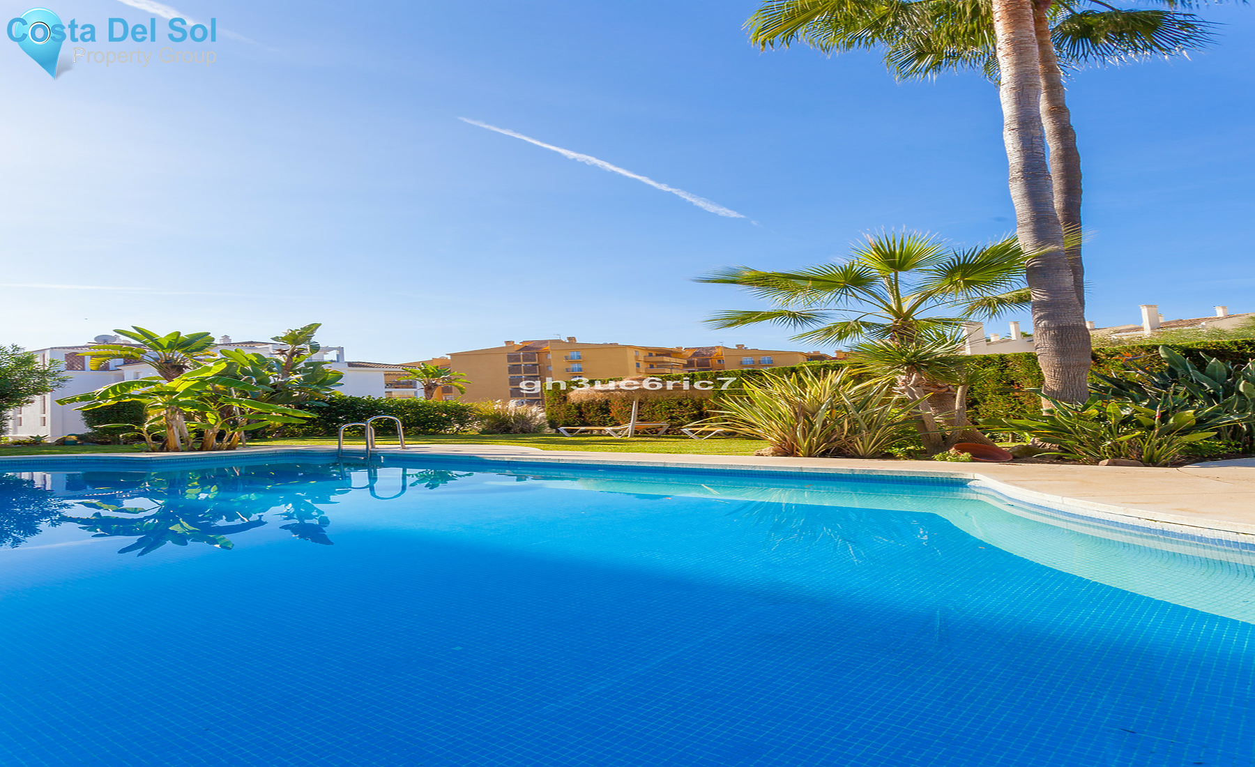 Middle Floor Apartment in Calahonda-1258009