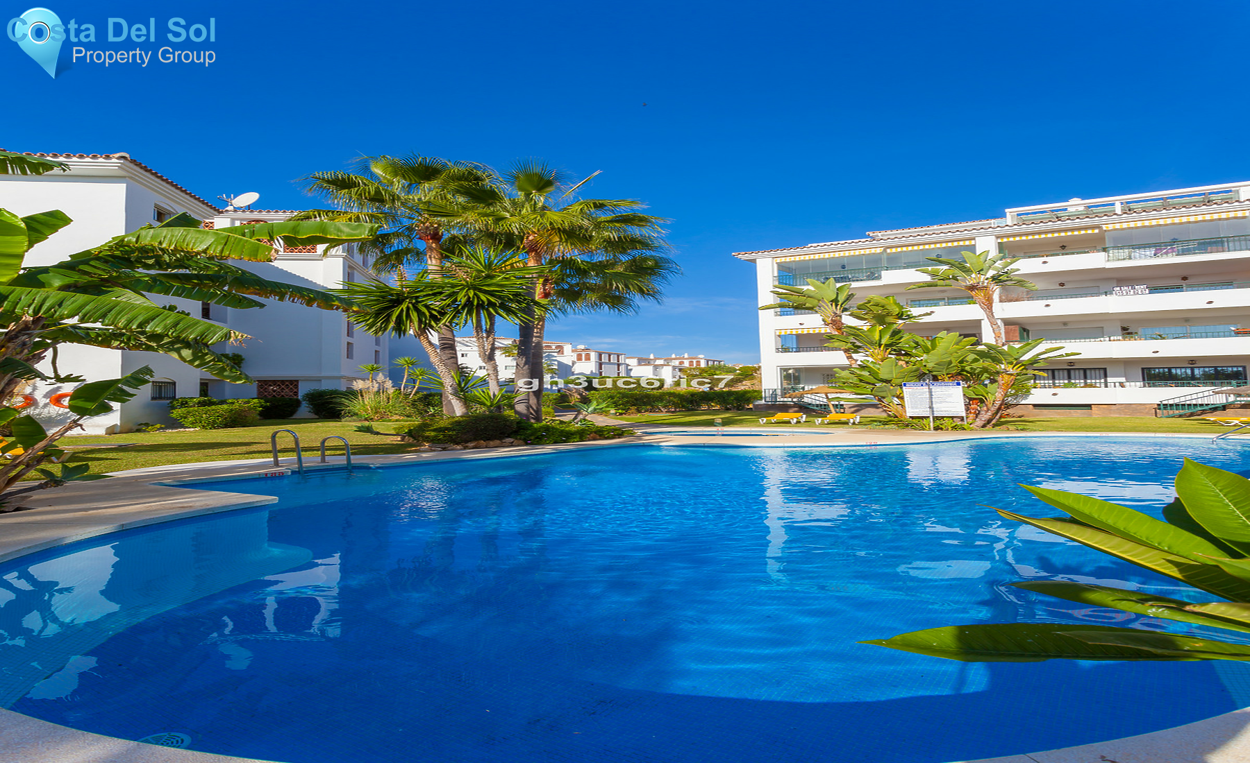 Middle Floor Apartment in Calahonda-1258010