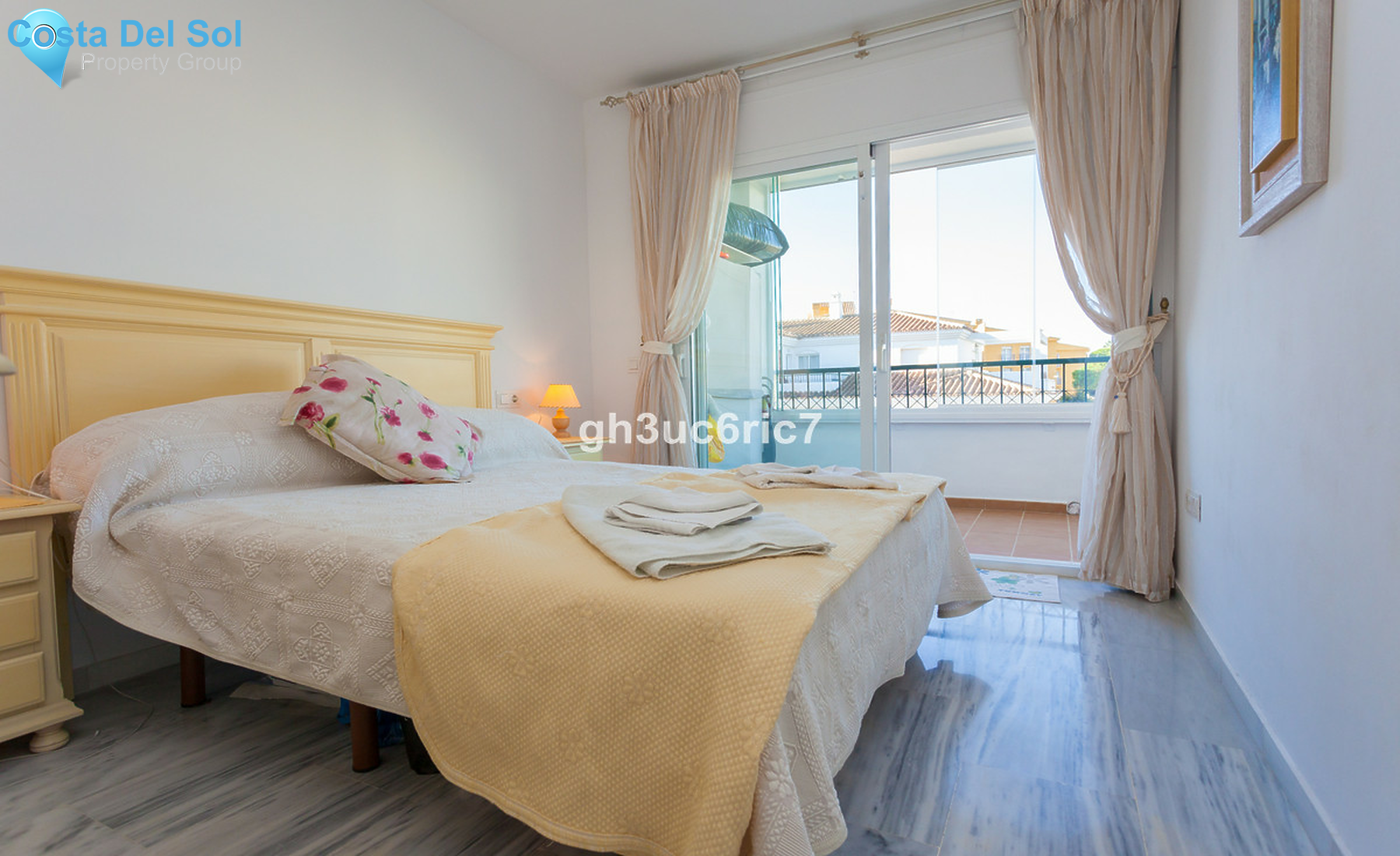 Middle Floor Apartment in Calahonda-1258014