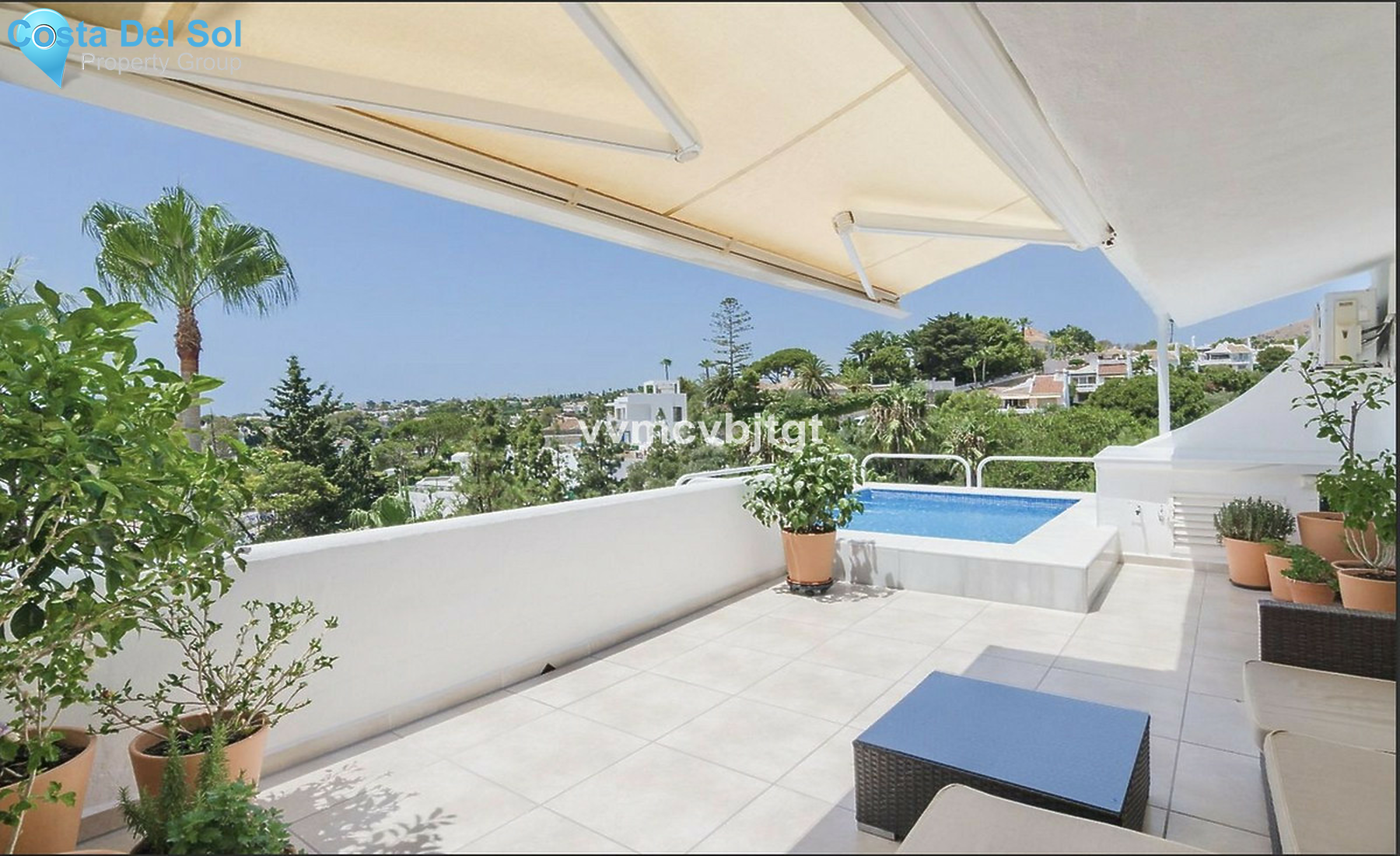 Middle Floor Apartment in Calahonda