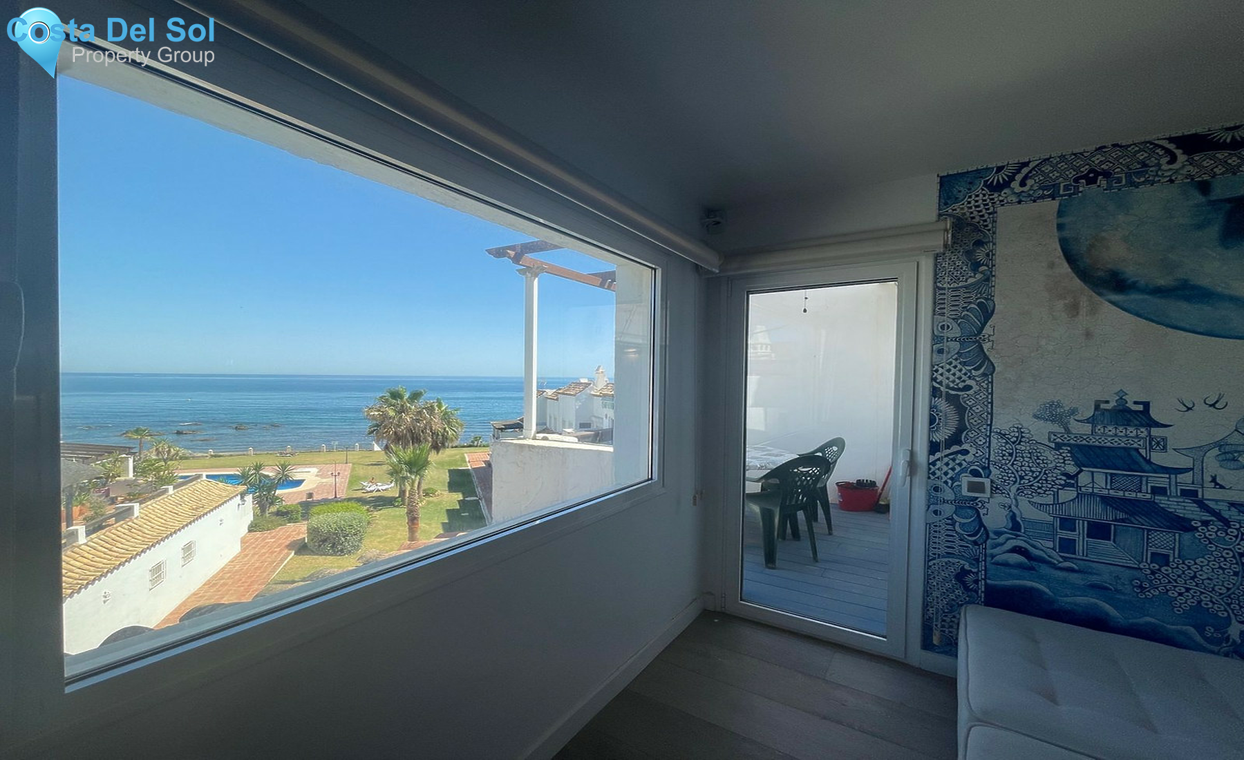 Middle Floor Apartment in Calahonda-1261599