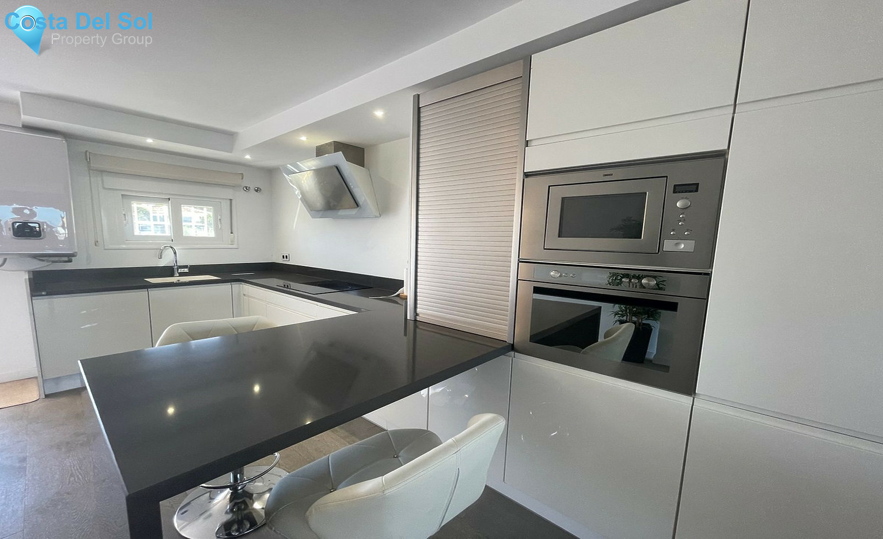 Middle Floor Apartment in Calahonda-1261606