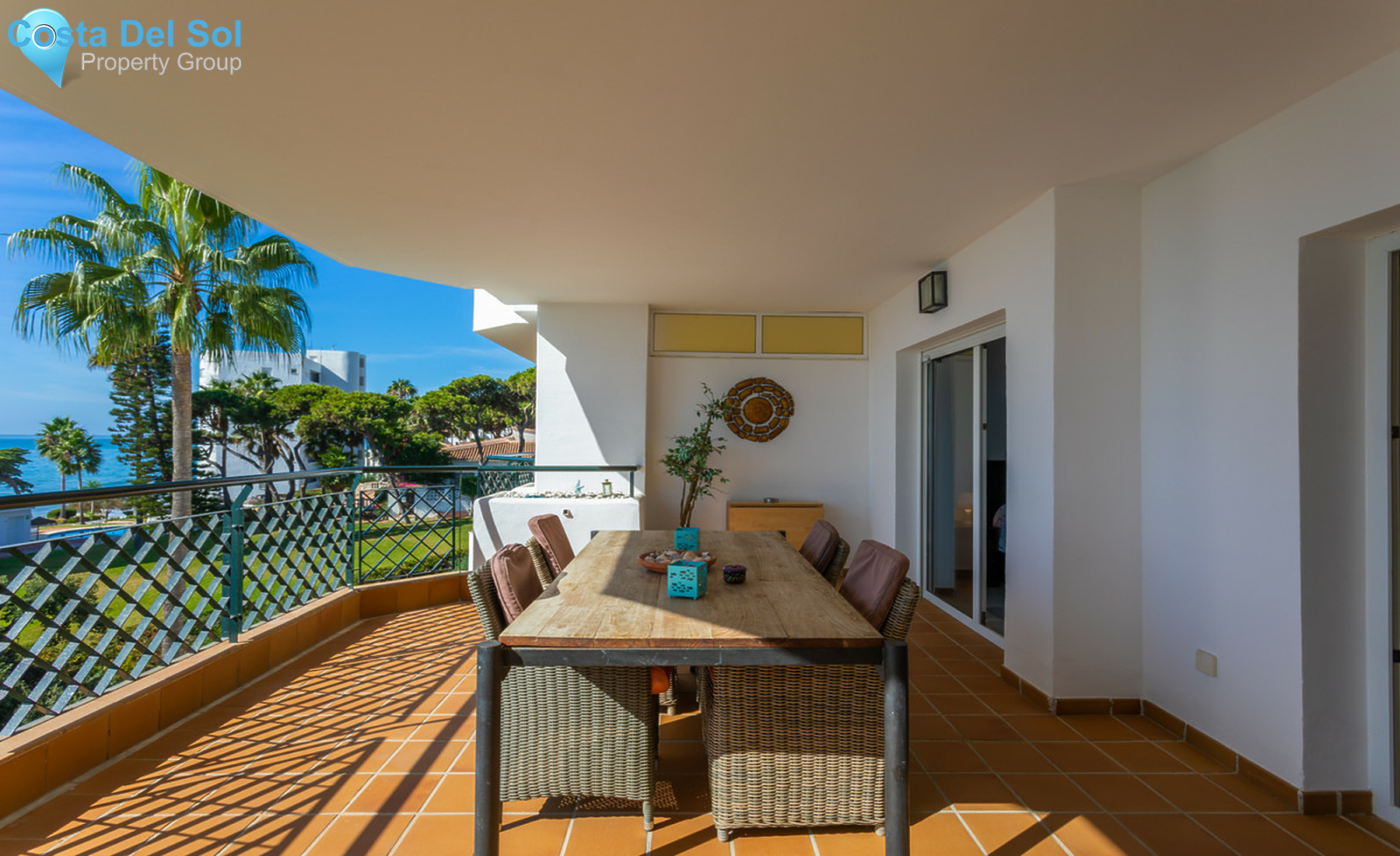 Middle Floor Apartment in Calahonda-1271249