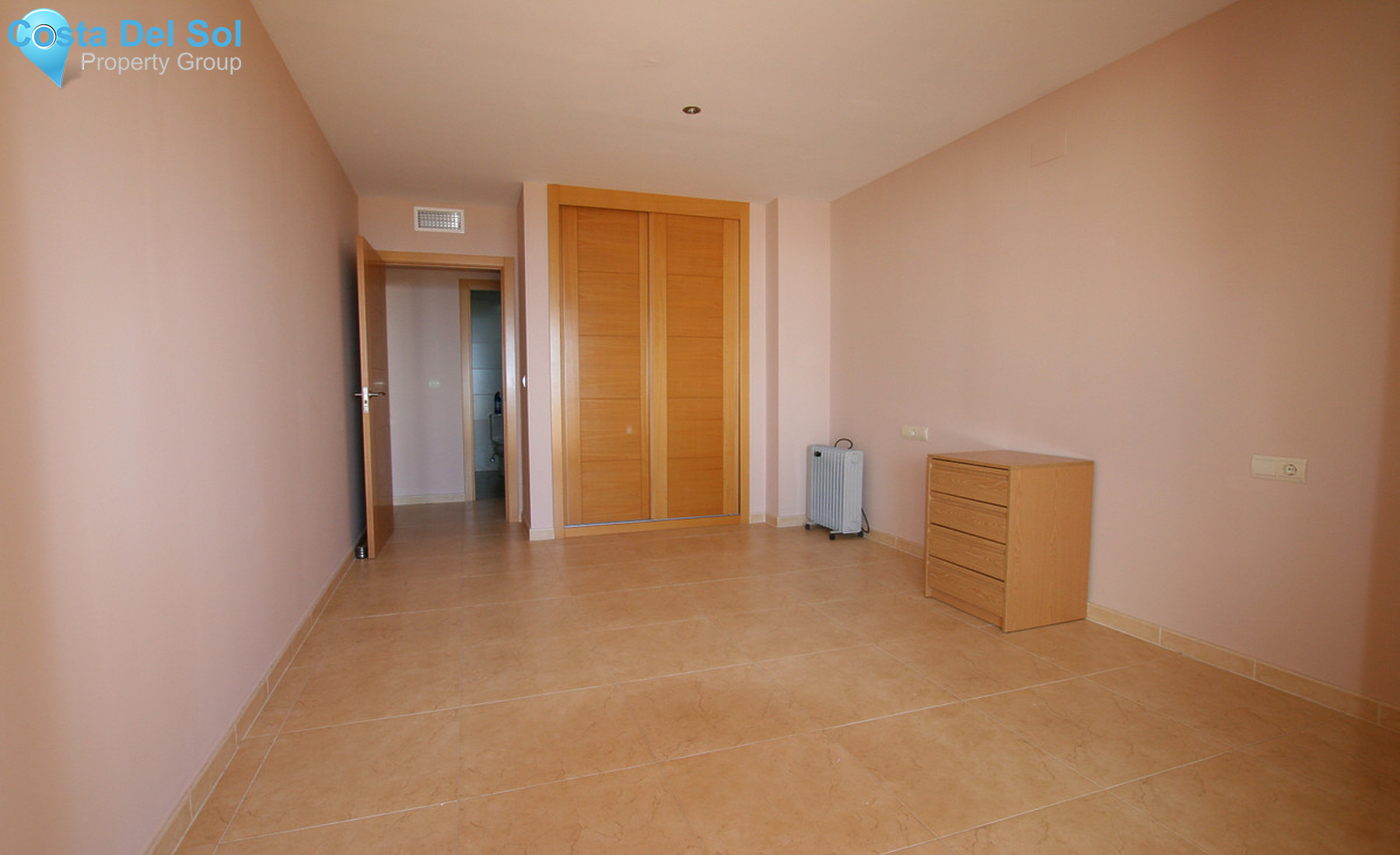 Middle Floor Apartment in Calahonda-1274820