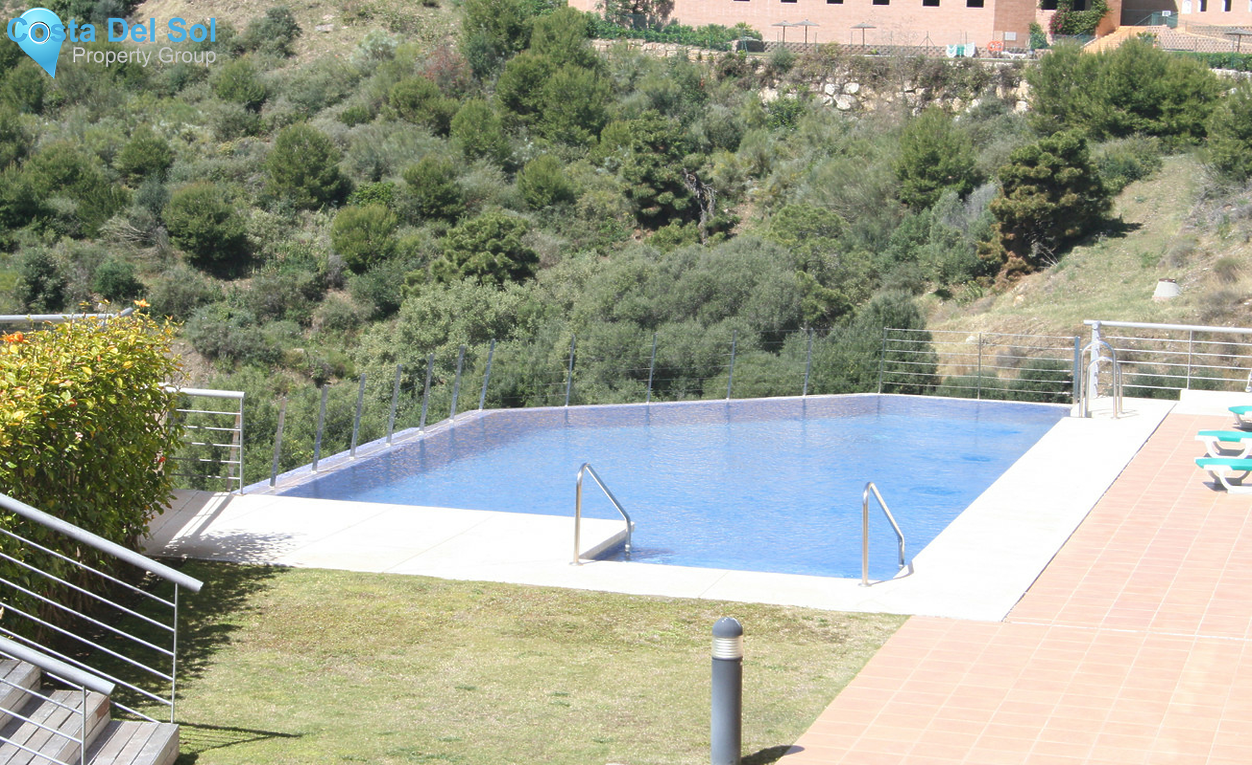 Middle Floor Apartment in Calahonda-1274805