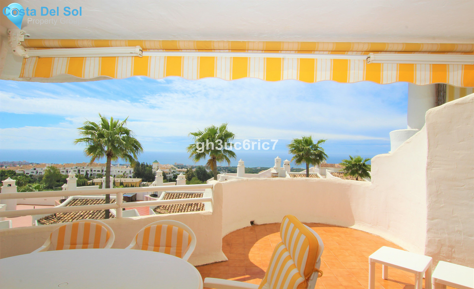 Middle Floor Apartment in Calahonda-1284887