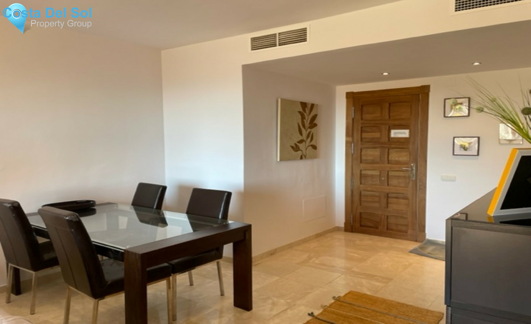 Middle Floor Apartment in Calahonda-1291698
