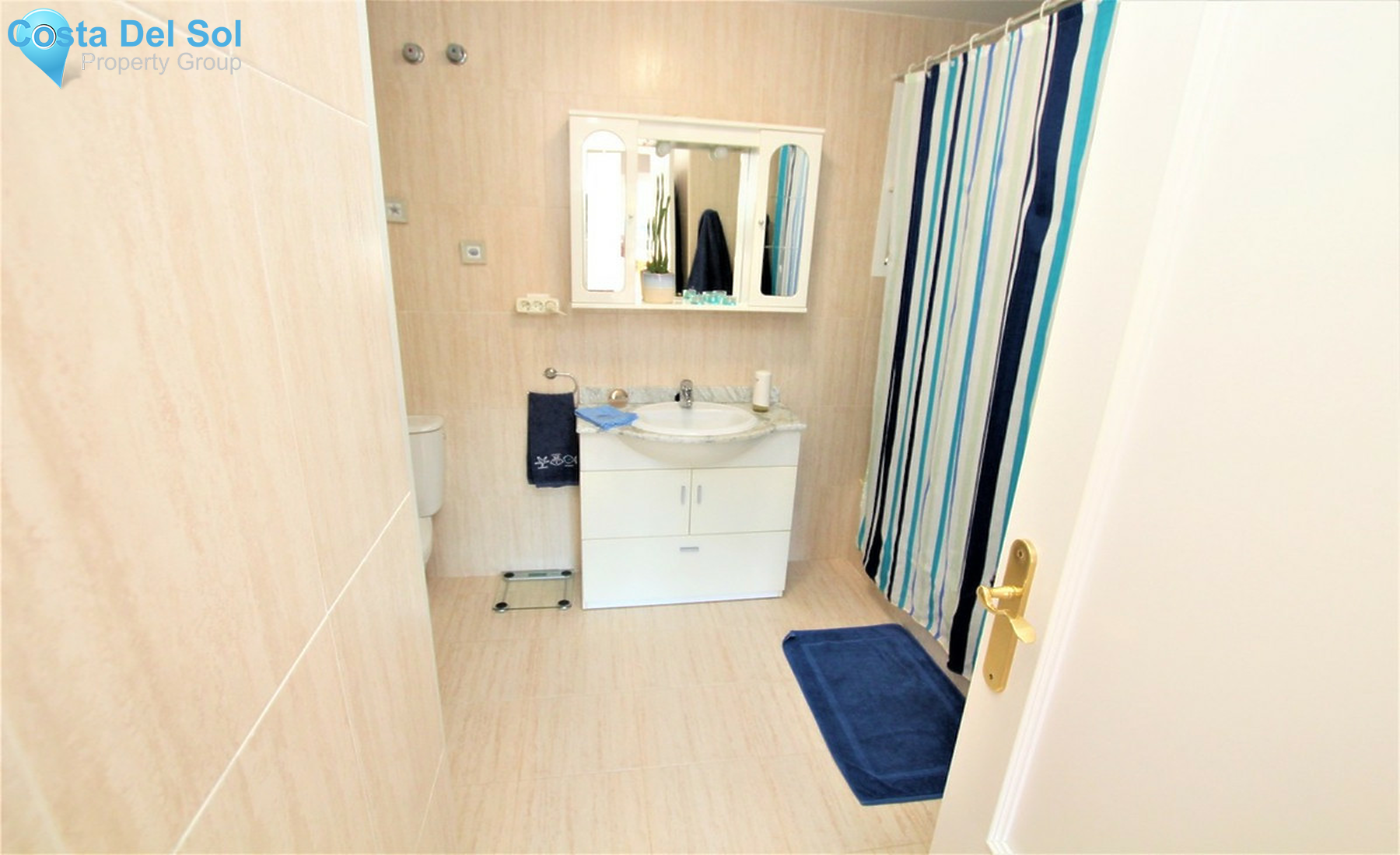 Middle Floor Apartment in Calahonda-1311183