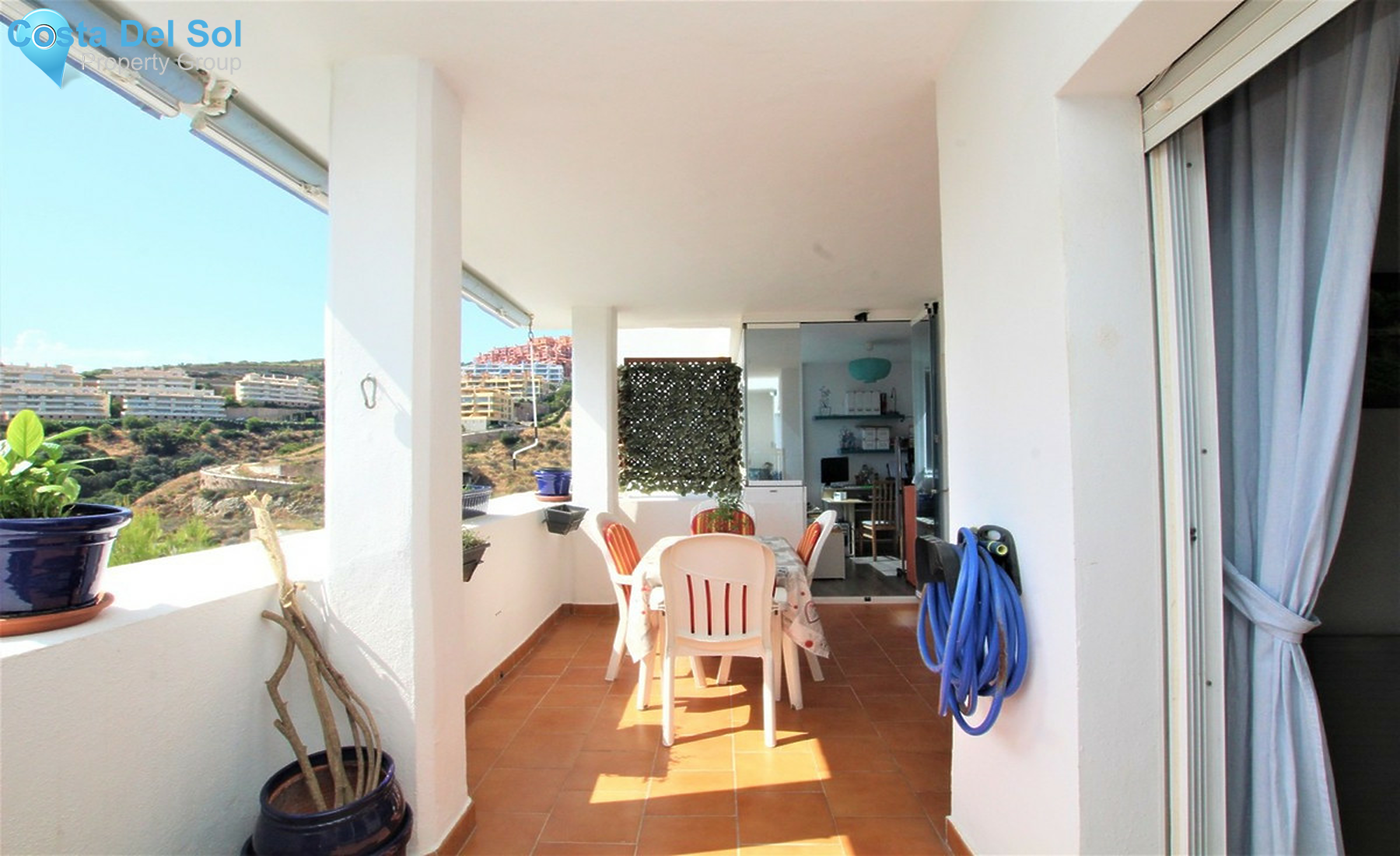 Middle Floor Apartment in Calahonda-1311190
