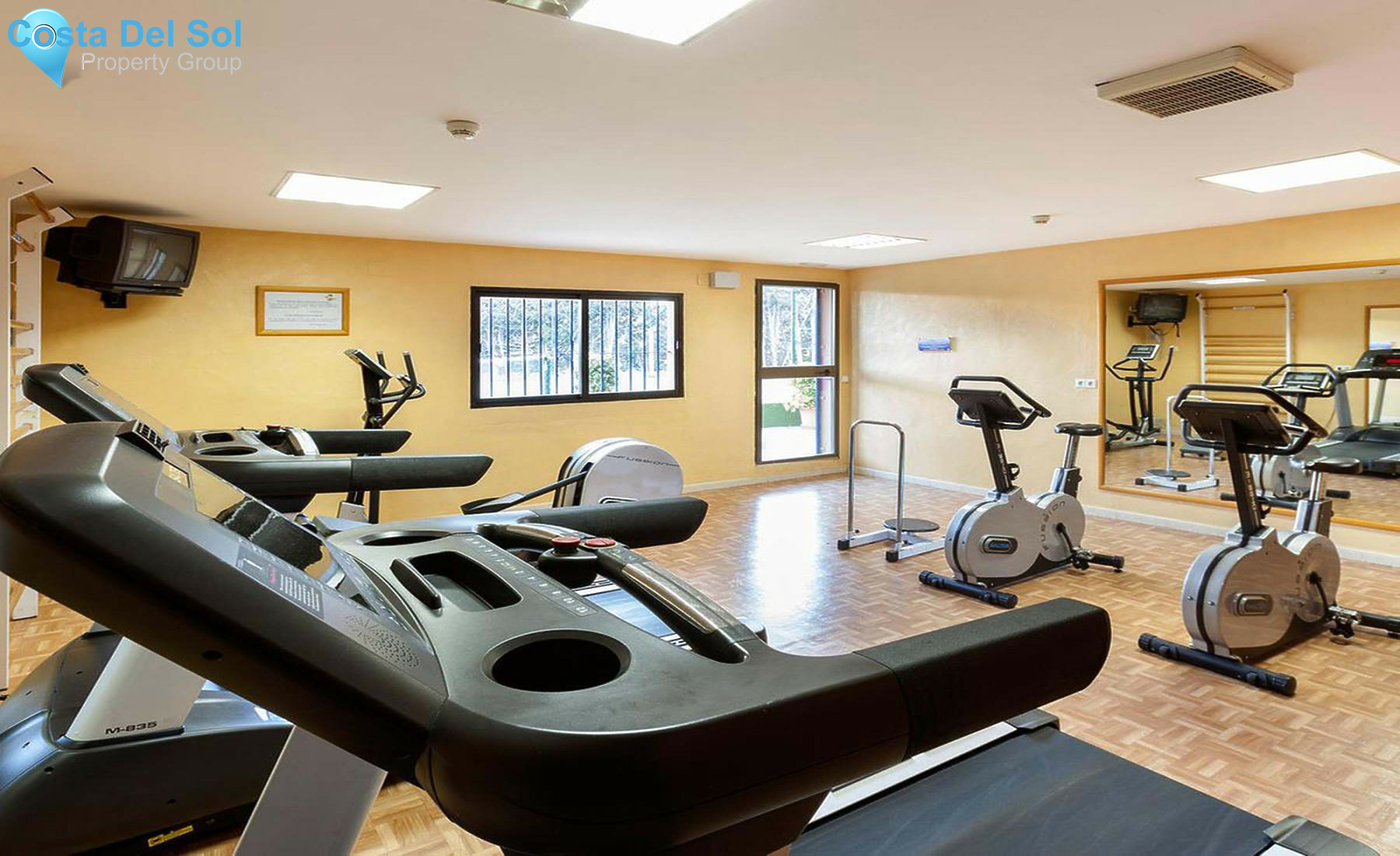 Middle Floor Apartment in Calahonda-1319421