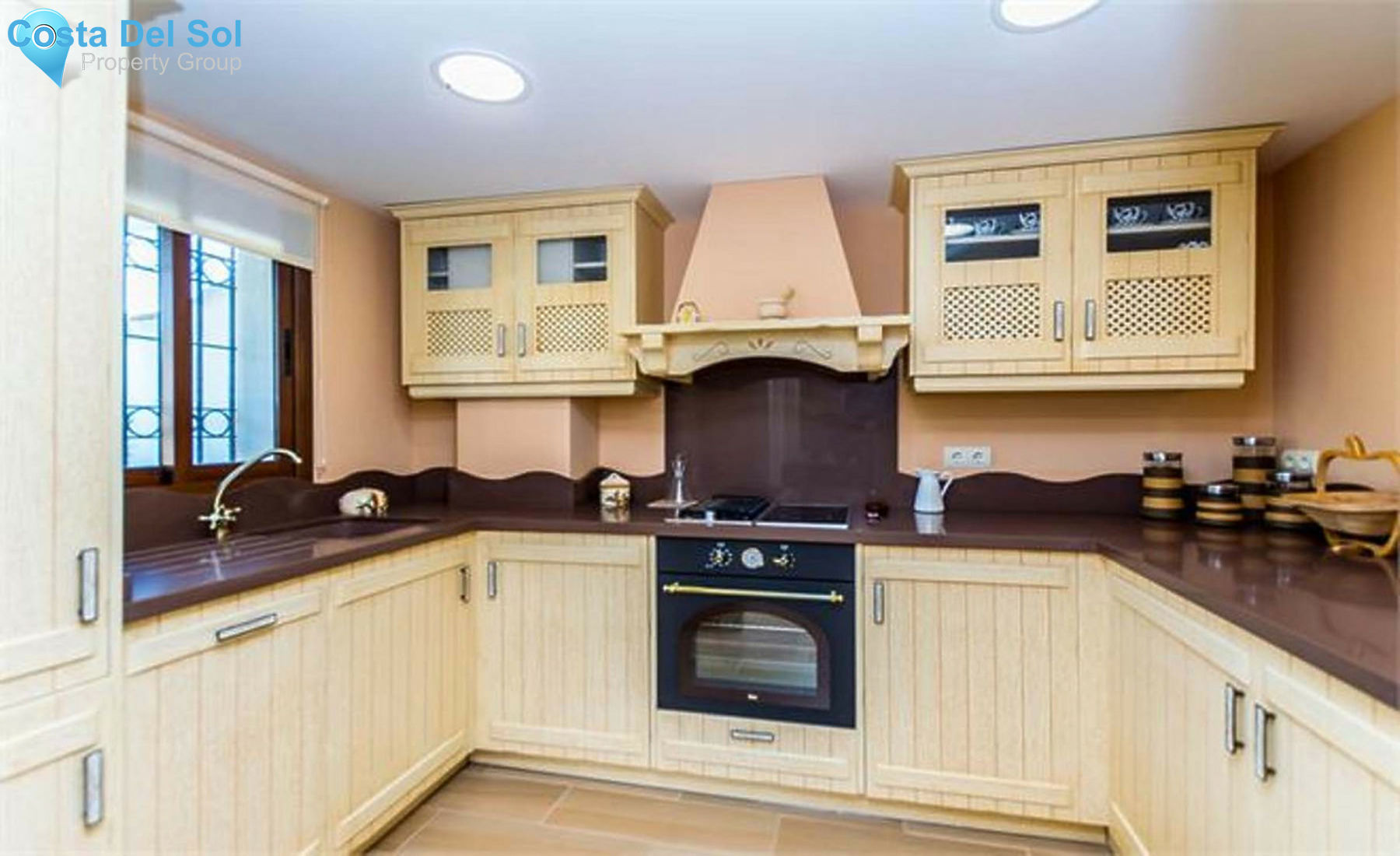 Middle Floor Apartment in Calahonda-1319406