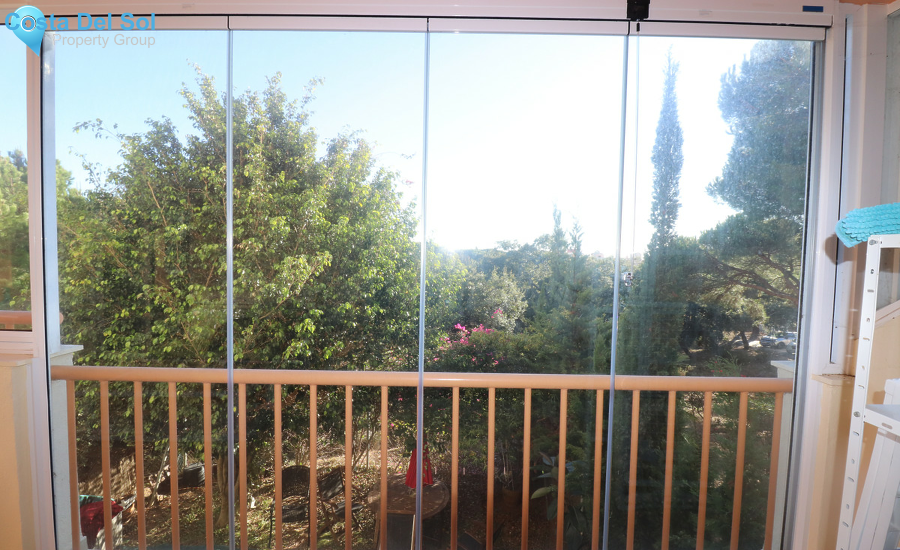 Middle Floor Apartment in Calahonda-1321205